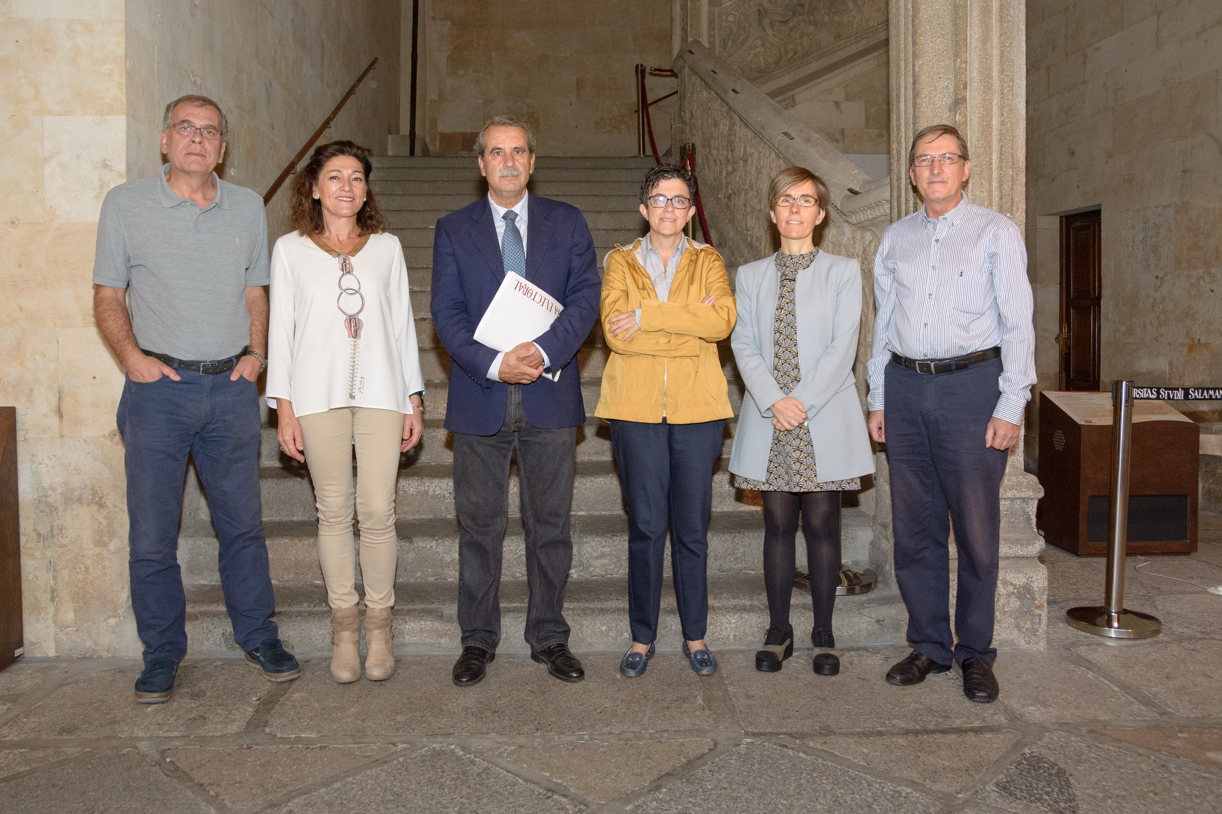 José Carretero, Pilar Maestre, Agustín Sánchez de Vega, Mª Lourdes Santos, Marta León y José Luis Perretta