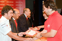 Dos estudiantes de la Universidad, galardonados con la beca Universia-Fernando Alonso 2009 de Movilidad Internacional