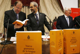 La Universidad de Salamanca acoge la presentación de la Nueva Gramática de la Lengua Española
