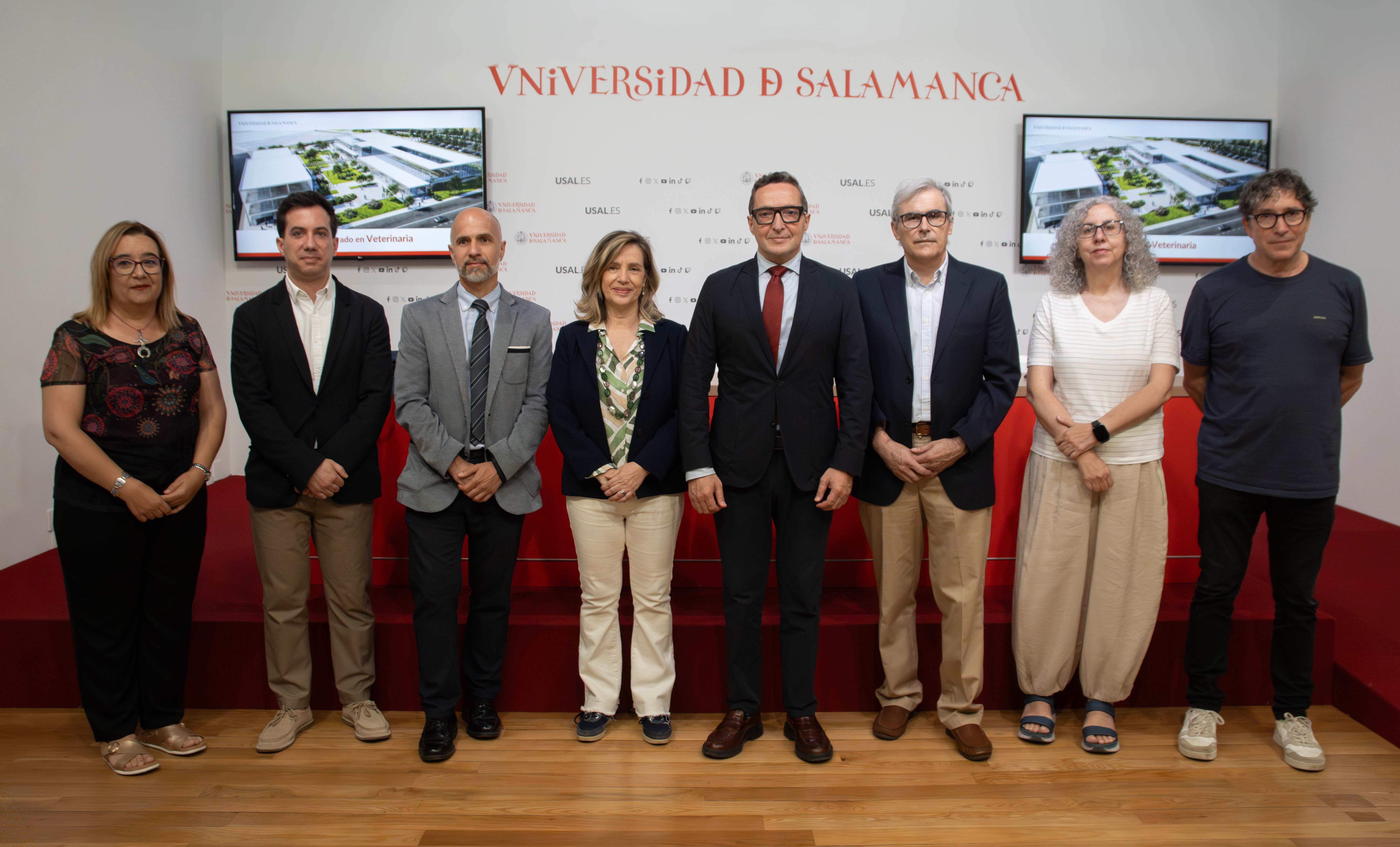 Rueda de prensa para la presentación del nuevo grado en veterinaria 