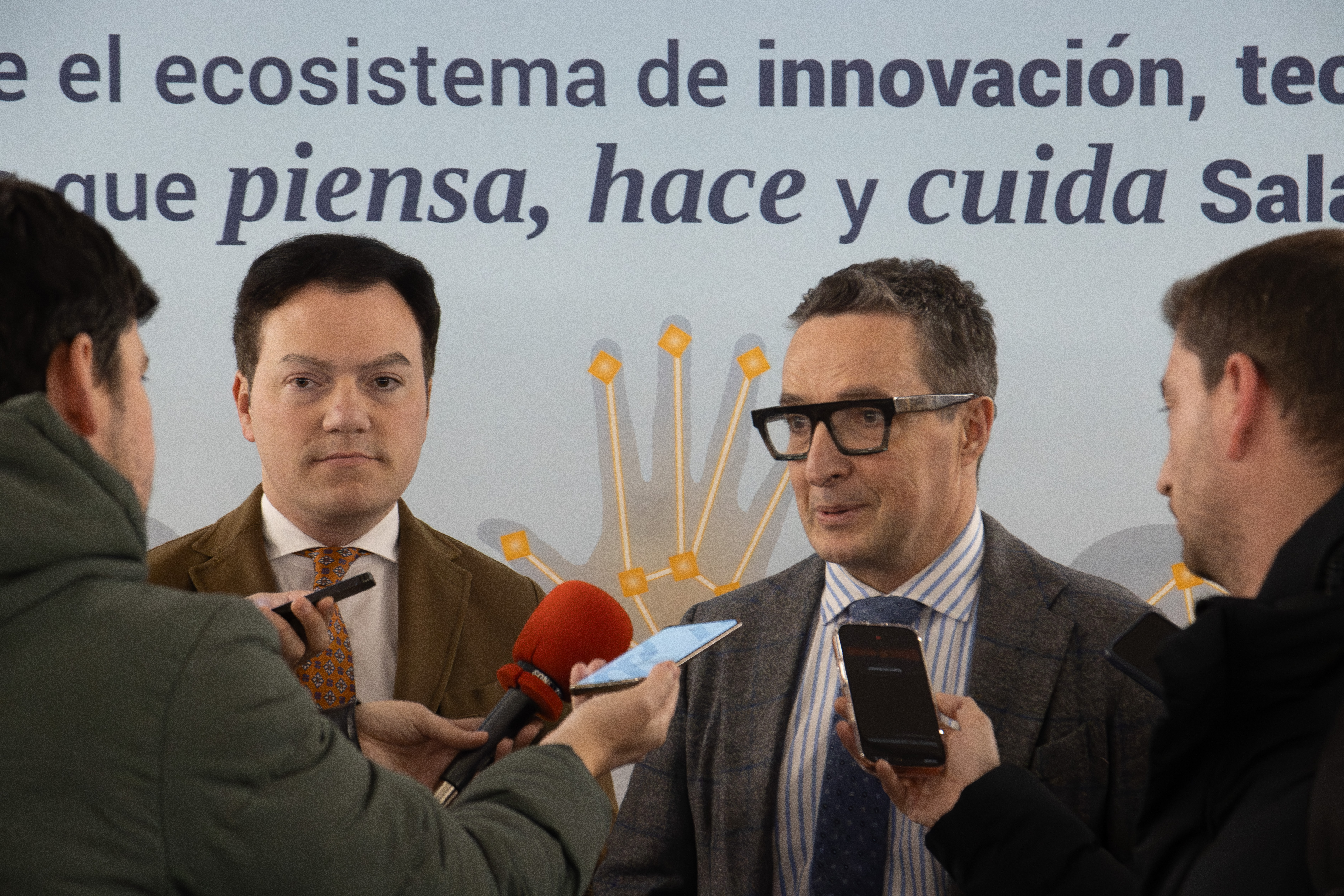 El rector, Juan Manuel Corchado,