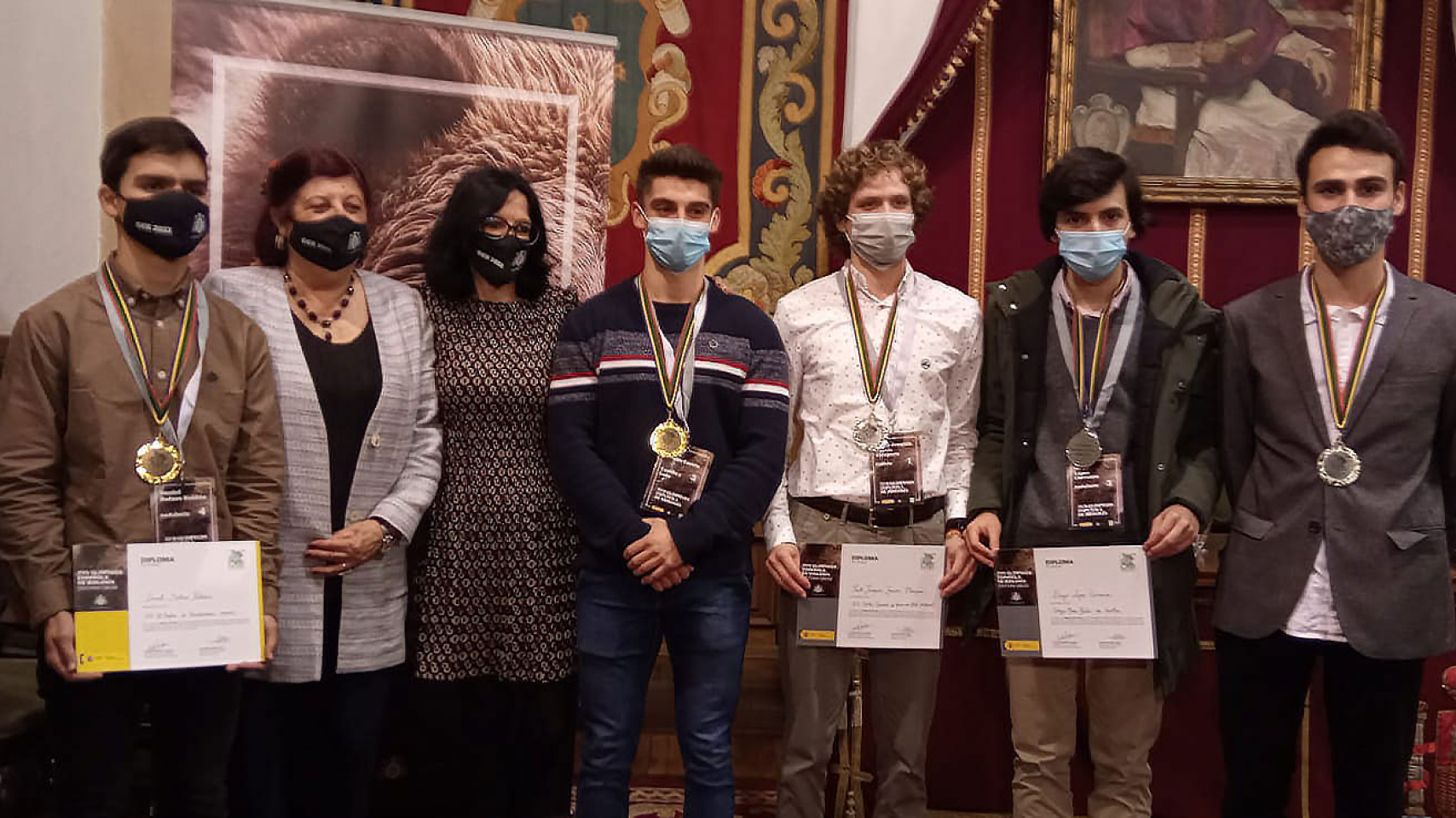 Ganadores de las Olimpiadas Nacionales de Biología en Oviedo