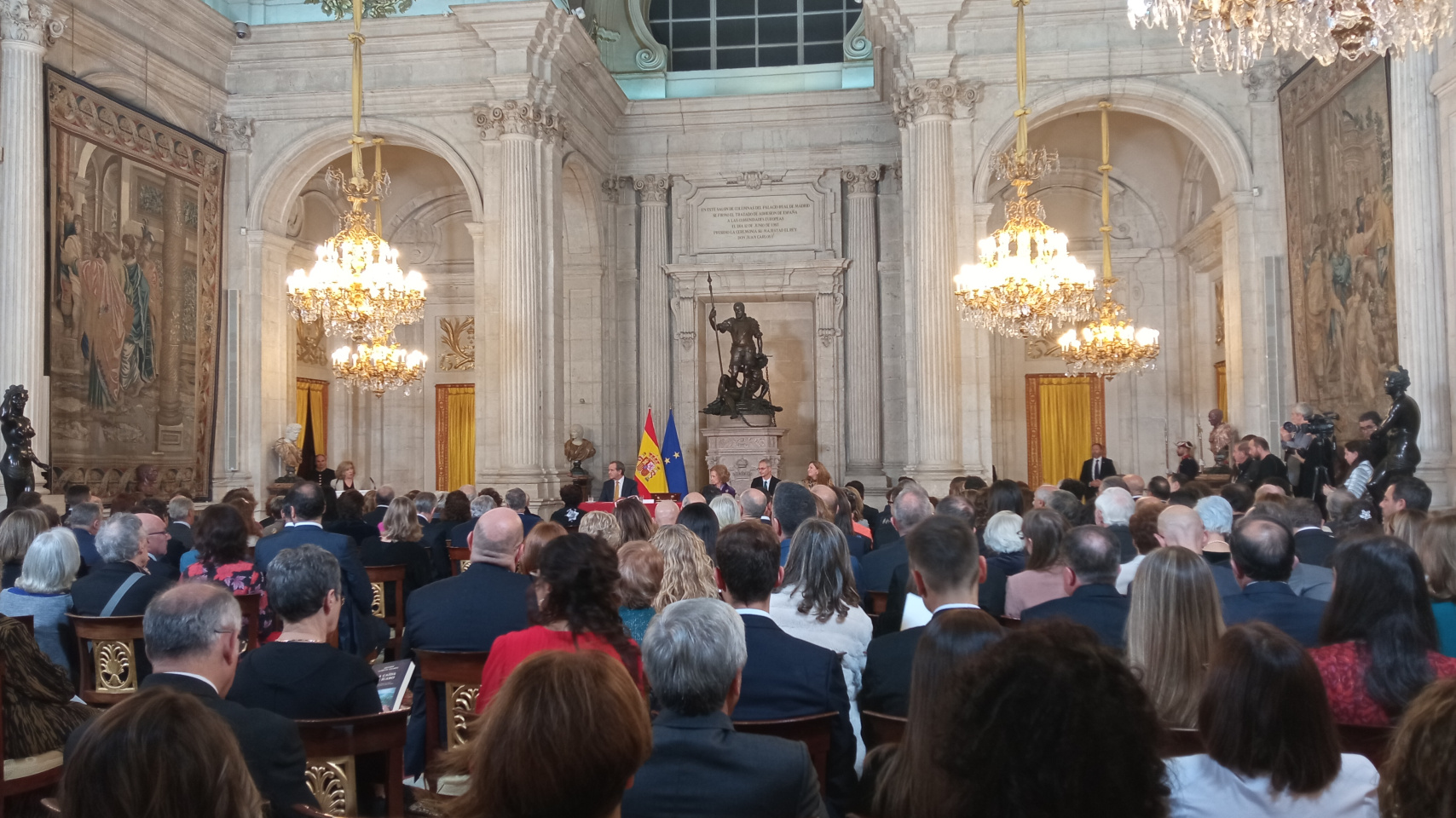 Olvido García Valdés recibe “conmovida y honrada” el XXXI Premio Reina Sofía de Poesía Iberoamericana