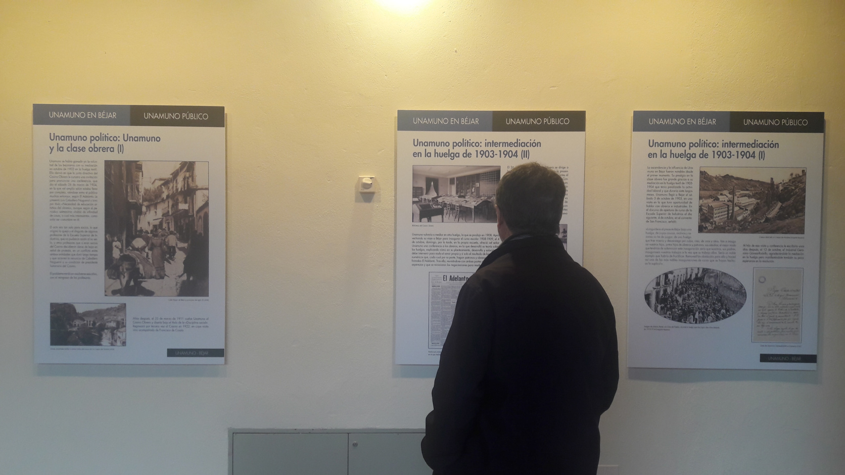 La Universidad de Salamanca y el Ayuntamiento de Béjar refuerzan la colaboración cultural con una exposición sobre Unamuno y una representación teatral