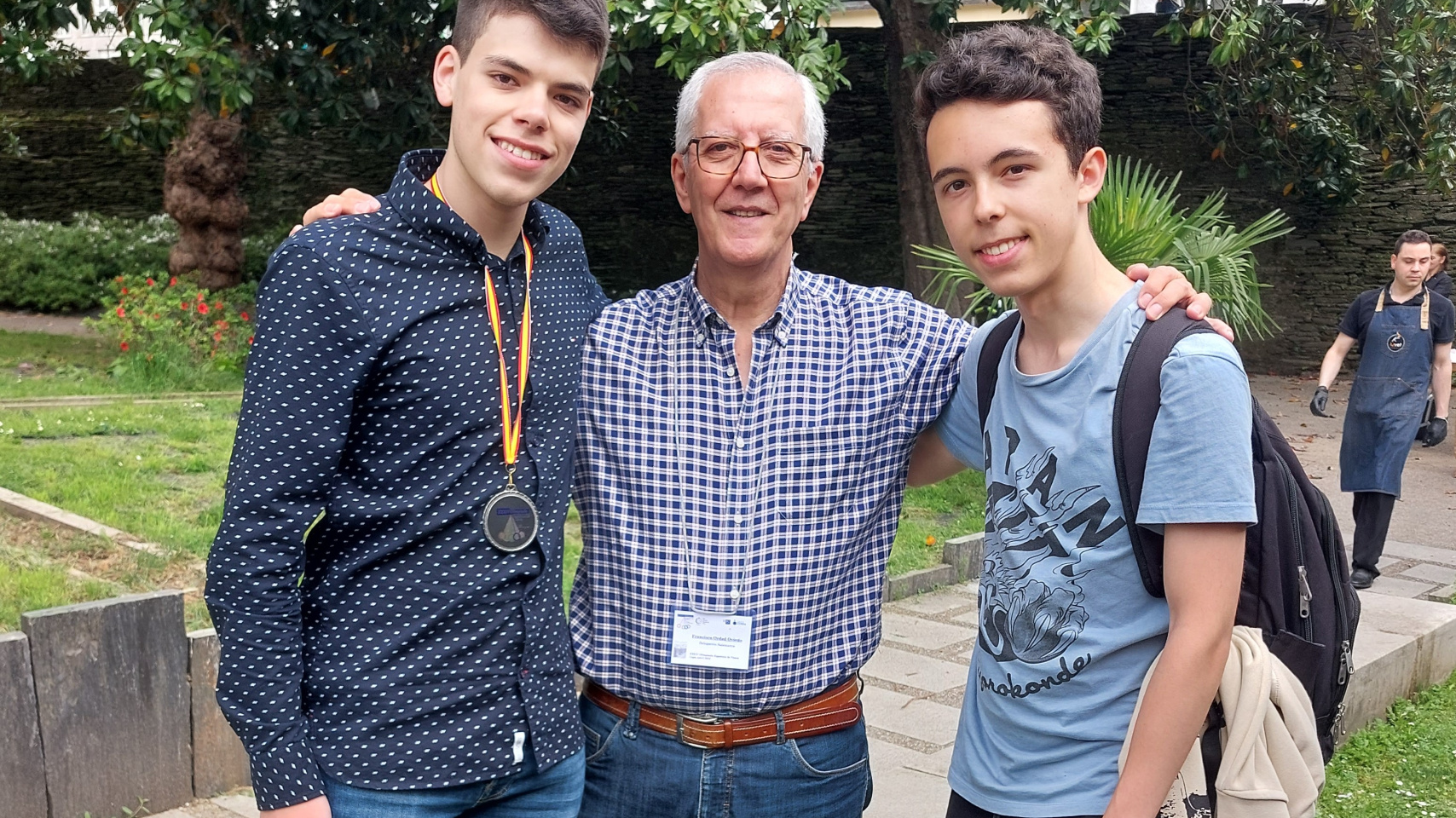 A la izquierda del todo, Alejandro Sánchez Pérez, ganador de una medalla de plata en la Olimpiada Española de Física