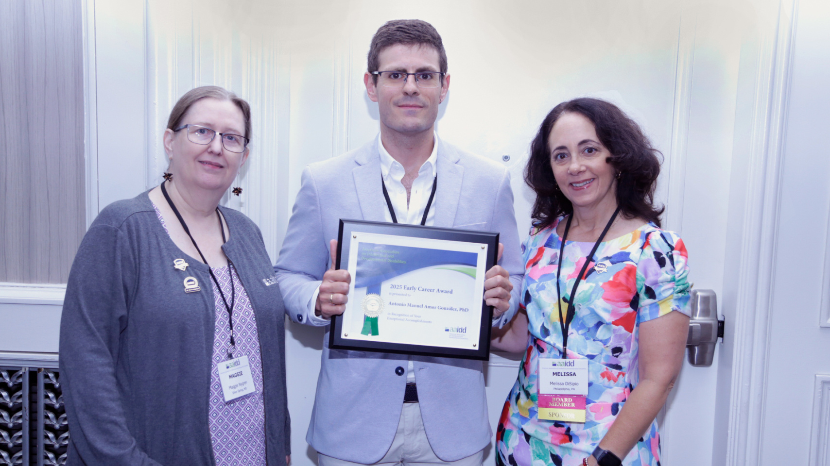 El profesor de la Universidad de Salamanca, Antonio Amor, galardonado por su trabajo en el ámbito de la discapacidad