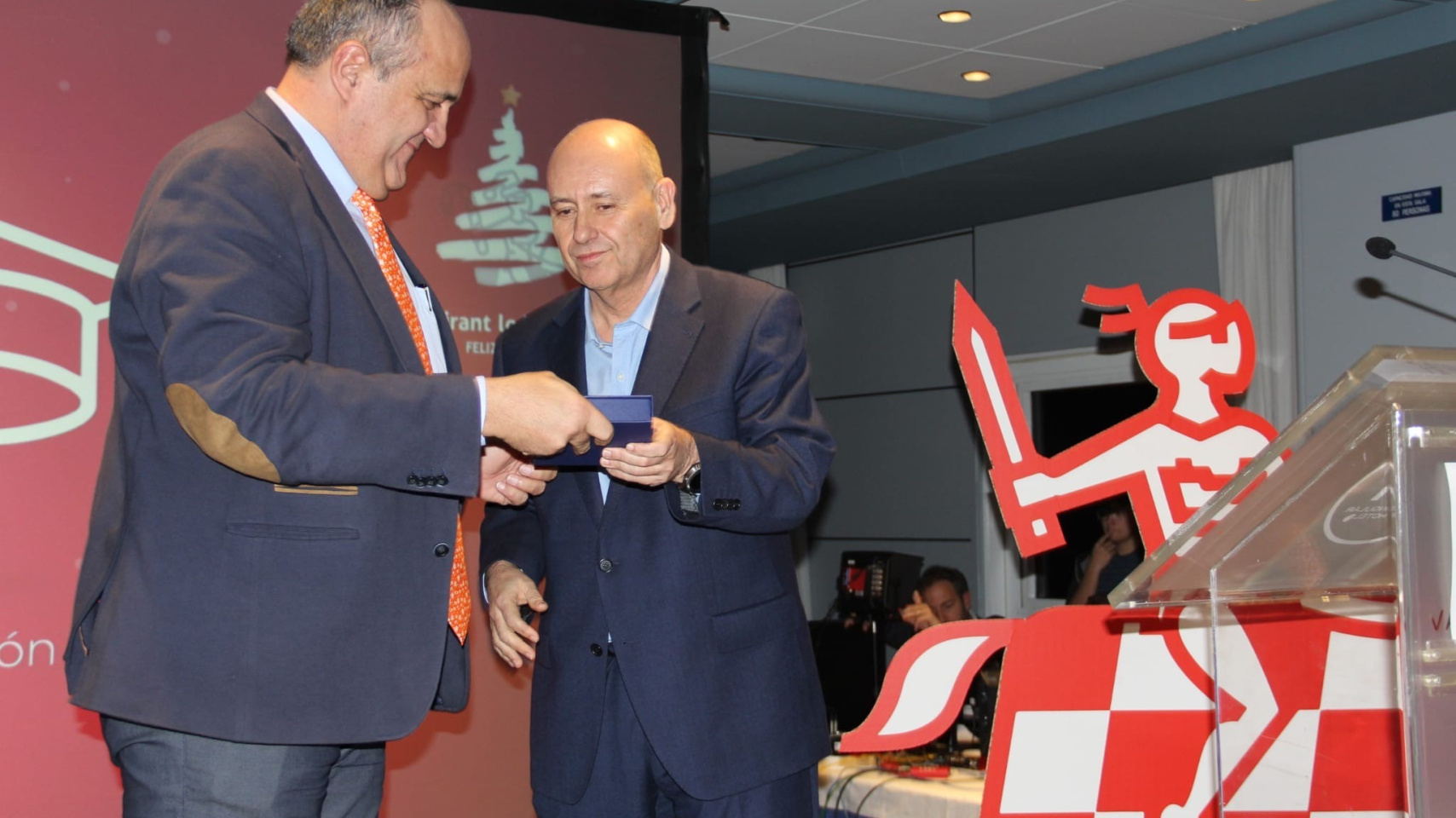 El catedrático de Derecho Procesal de la USAL Nicolás Rodríguez-García, recibe el ‘Premio Mejor Creación Intelectual 2019’ del Grupo Editorial Tirant lo Blanch