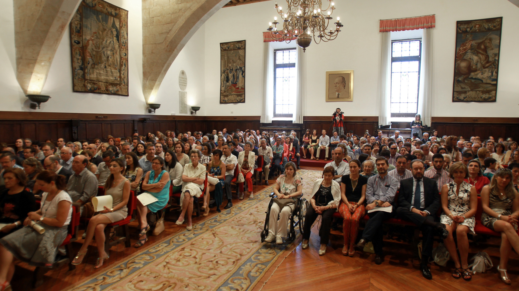 La entrega de los Premios Pruebas de Acceso 2014 se celebró en el Paraninfo.