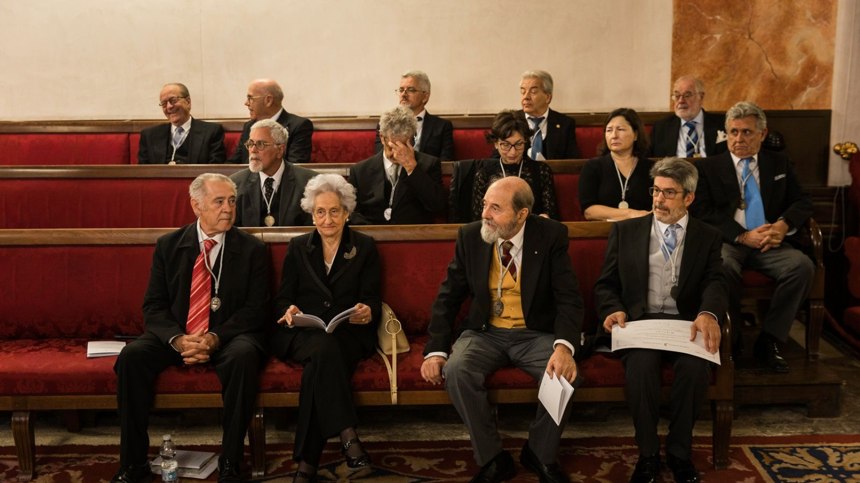 José Antonio Cordón, profesor de la Facultad de Traducción y Documentación de la Universidad de Salamanca, nuevo académico de Buenas Letras de Granada