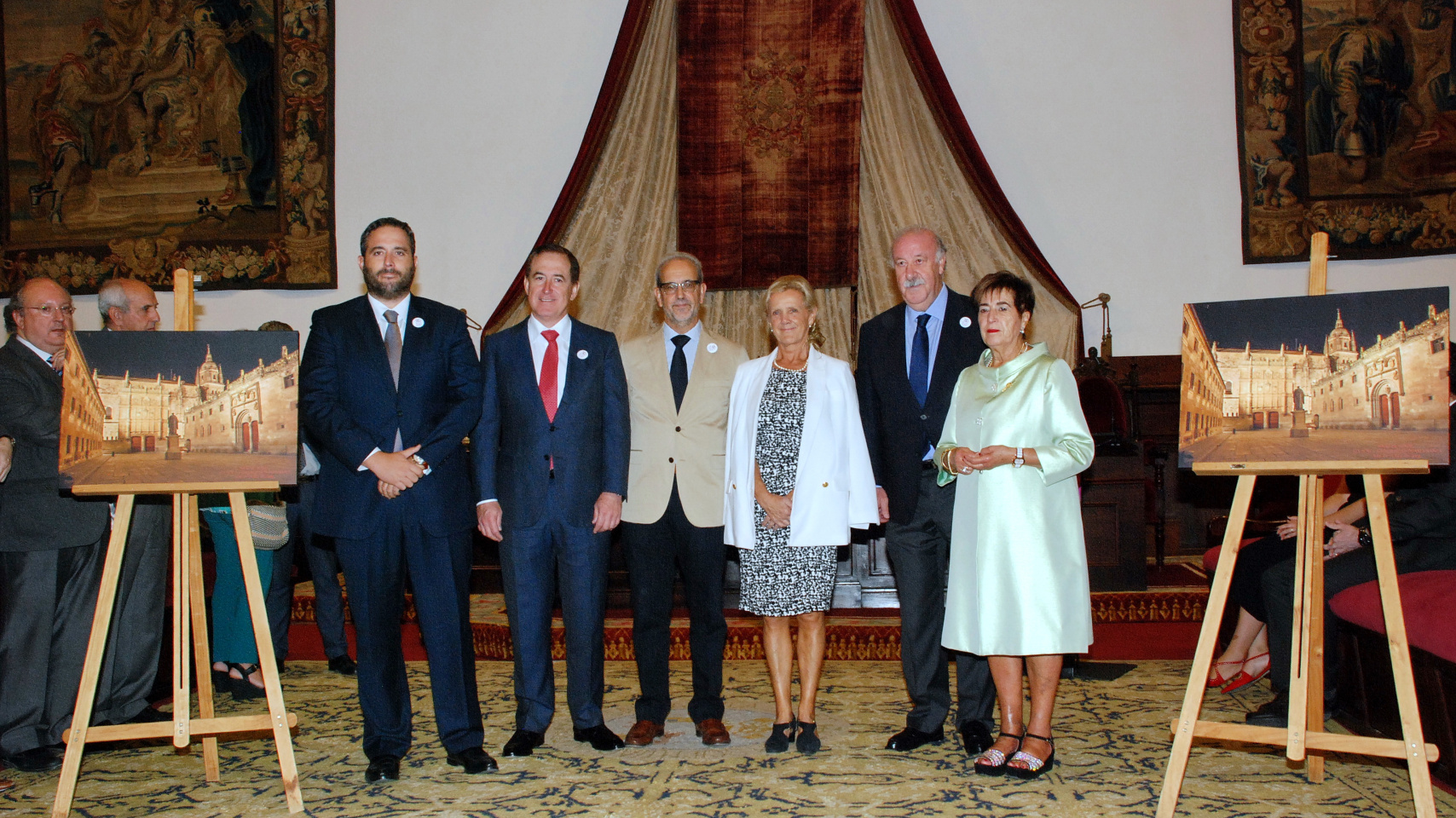 Alberto Alonso Regalado, Antonio Huertas, Daniel Hernández Ruipérez, Vicente del Bosque, Mª Purificación Garmendia y Ángela Calvo Redondo