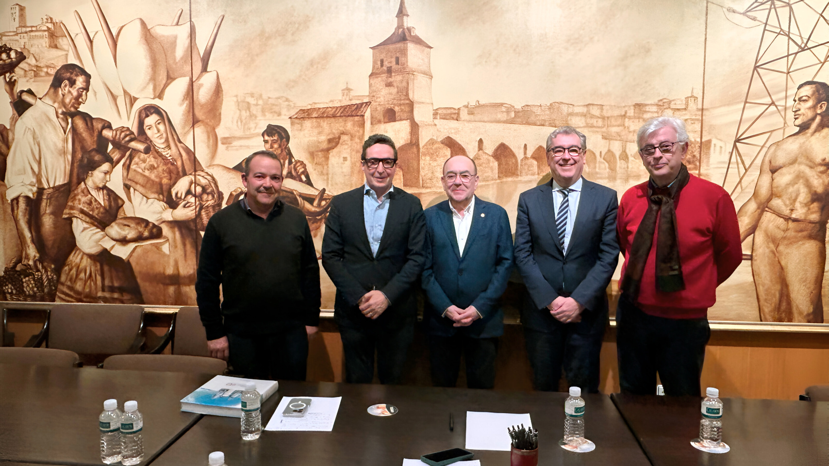 Miembros de la Universidad de Salamanca y de la Cámara de Comercio de Zamora tras la reunión.