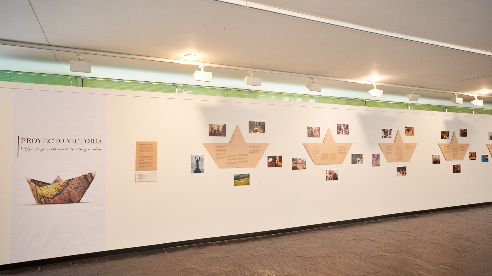 La Facultad de Geografía e Historia acoge una exposición que reivindica el papel integrador de las Humanidades