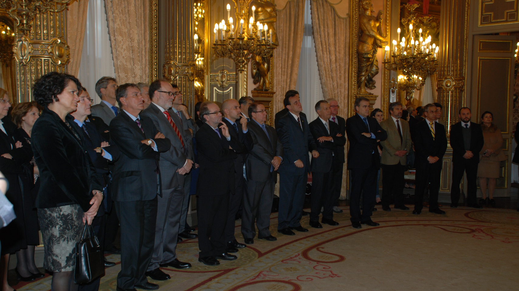 Numerosas autoridades académicas y políticas asistieron al acto.