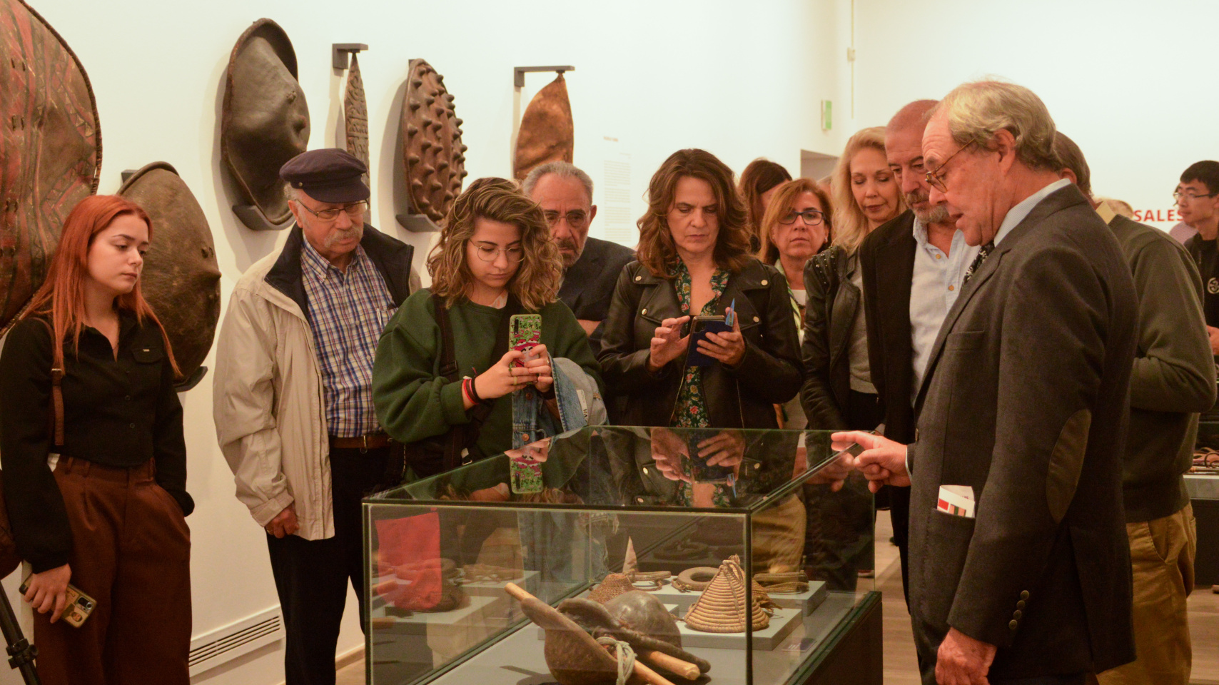 Exposición "Los universales culturales"