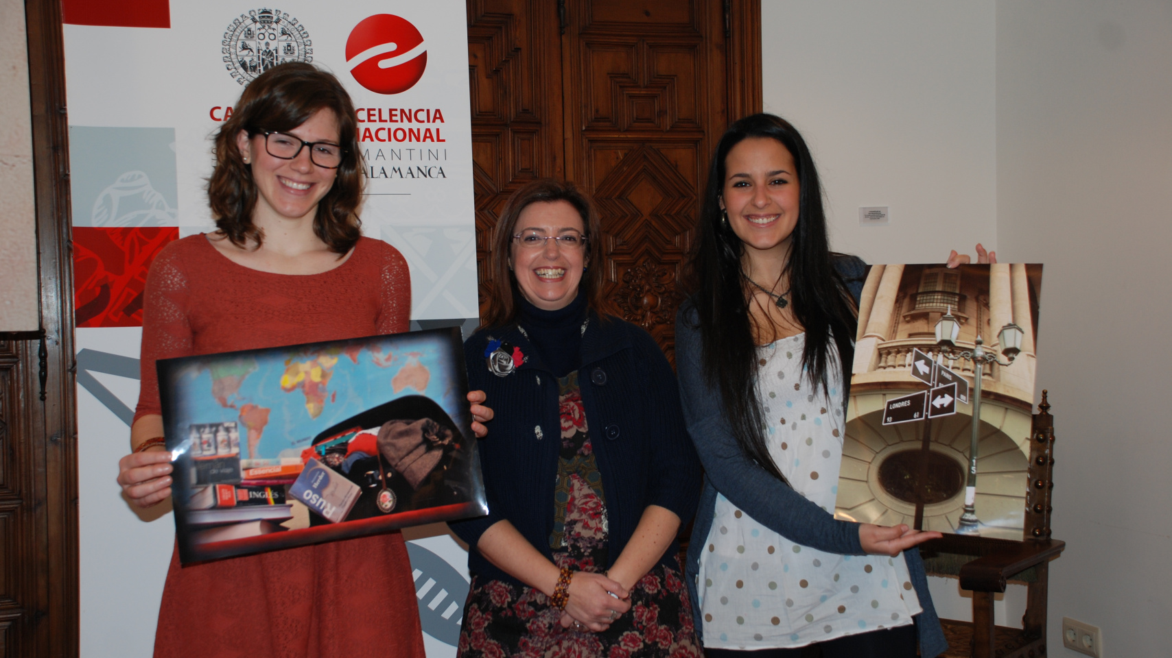 Las participantes premiadas con sus fotografías