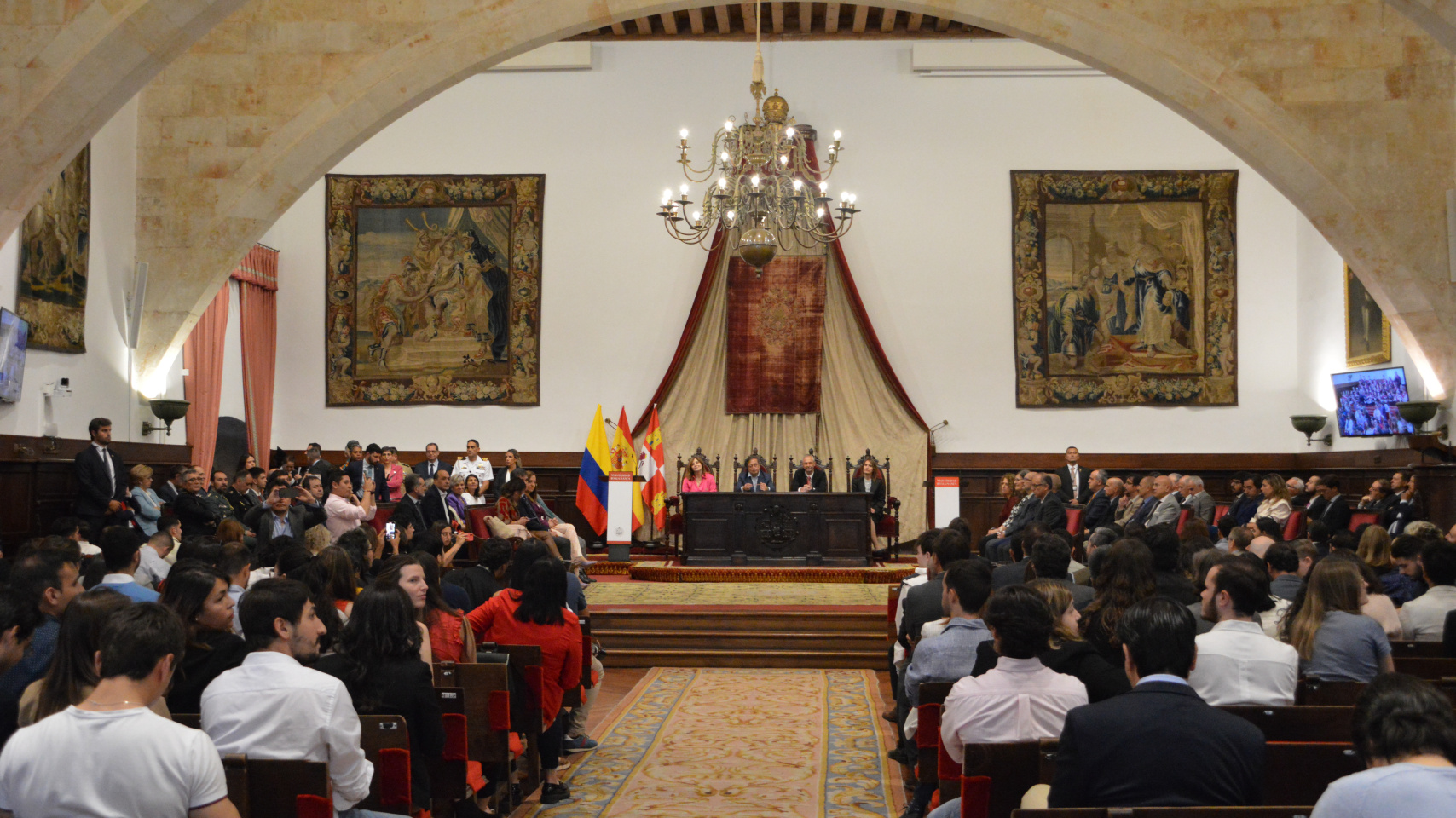 Acto entrega de Medalla de la Universidad de Salamanca al presidente de la República de Colombia