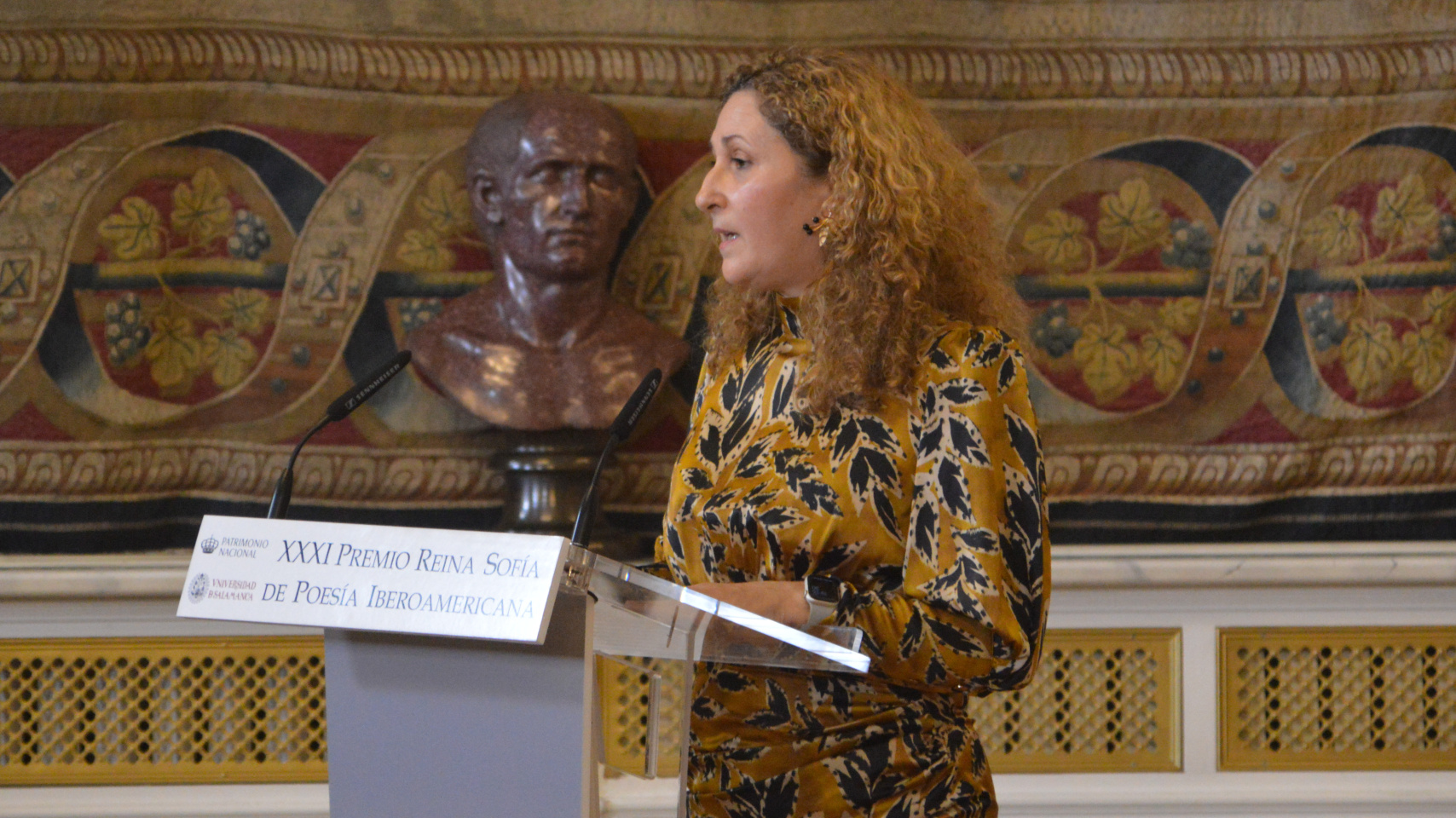 Olvido García Valdés recibe “conmovida y honrada” el XXXI Premio Reina Sofía de Poesía Iberoamericana