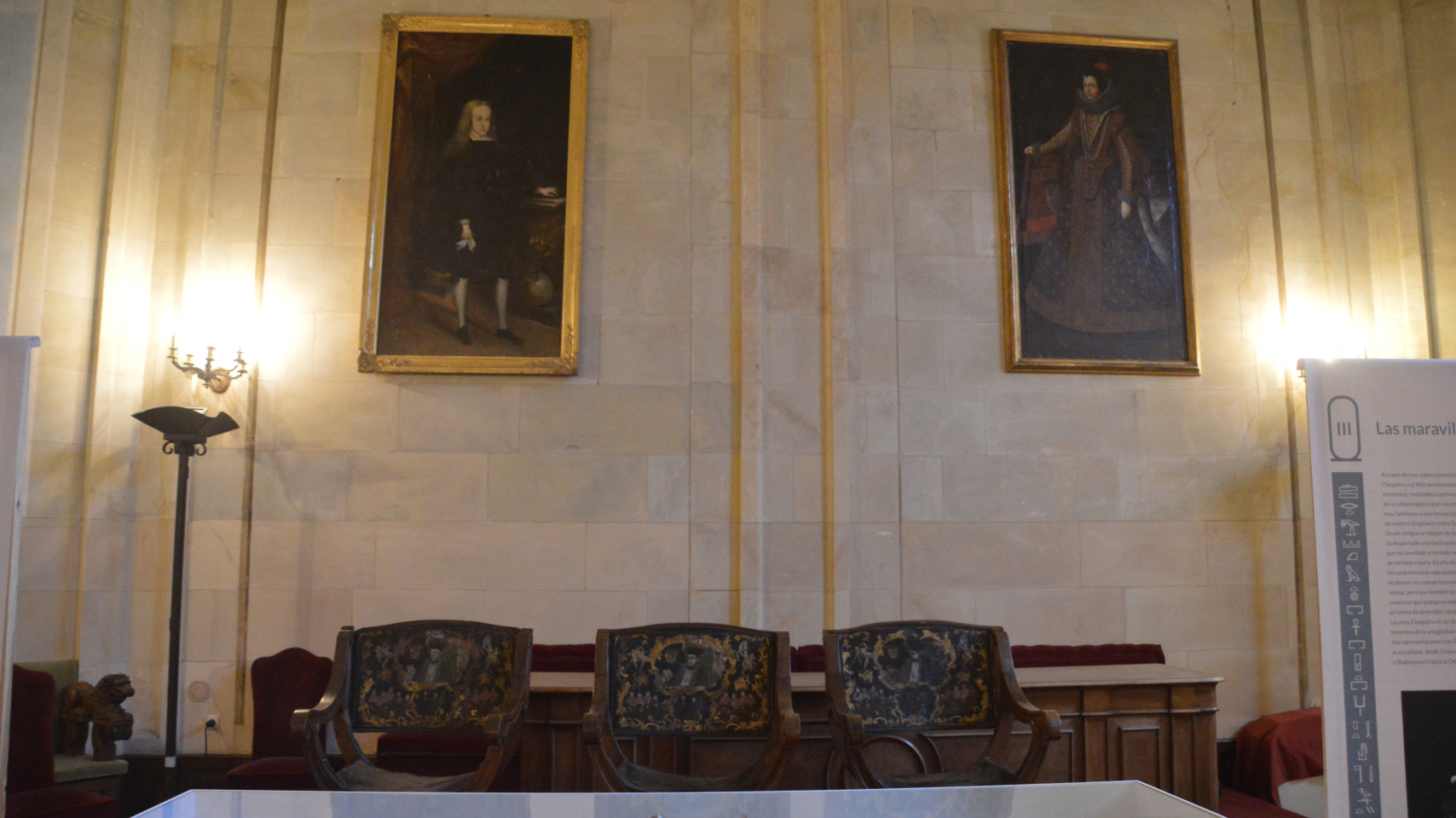 La Universidad de Salamanca culmina la restauración de la sillería antigua de la Biblioteca General Histórica