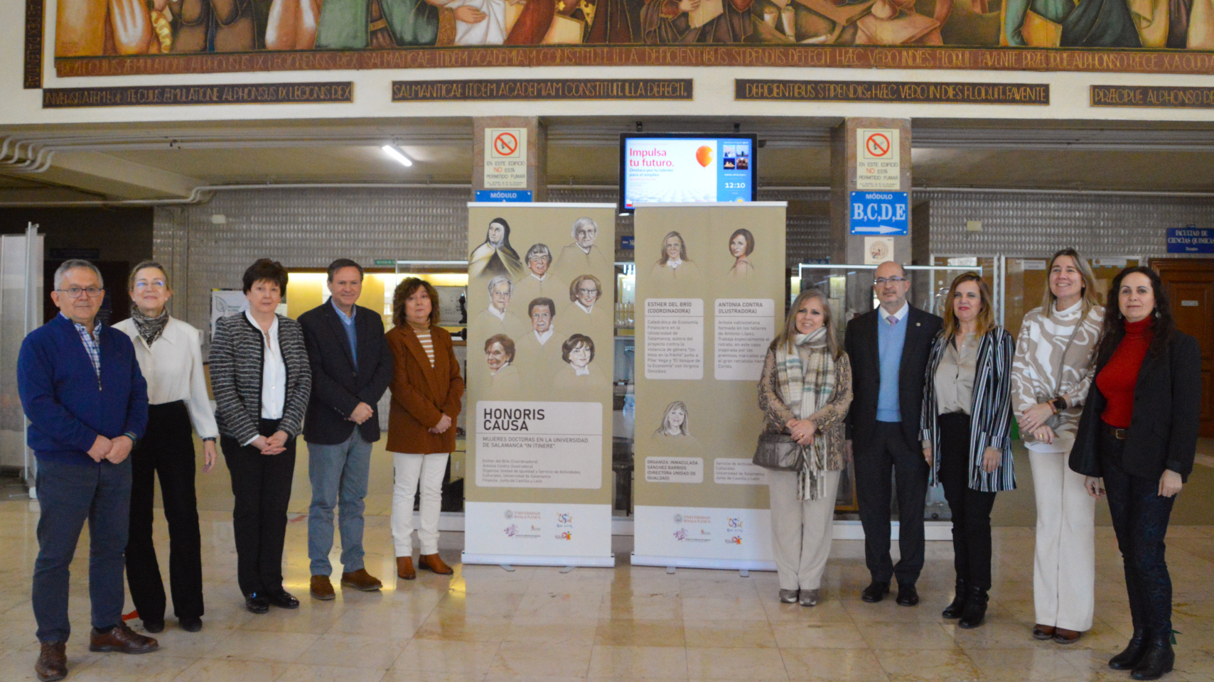 Exposición "Mujeres doctoras honoris causa en la USAL"