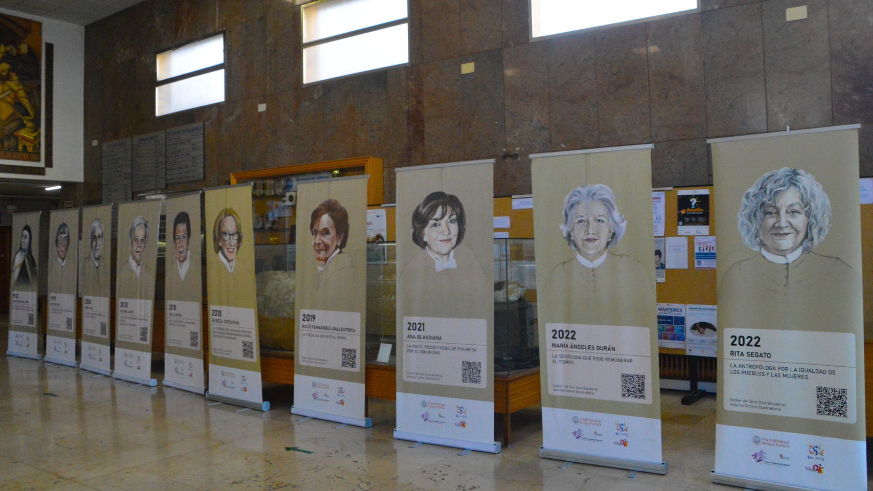 Exposición "Mujeres doctoras honoris causa en la USAL"