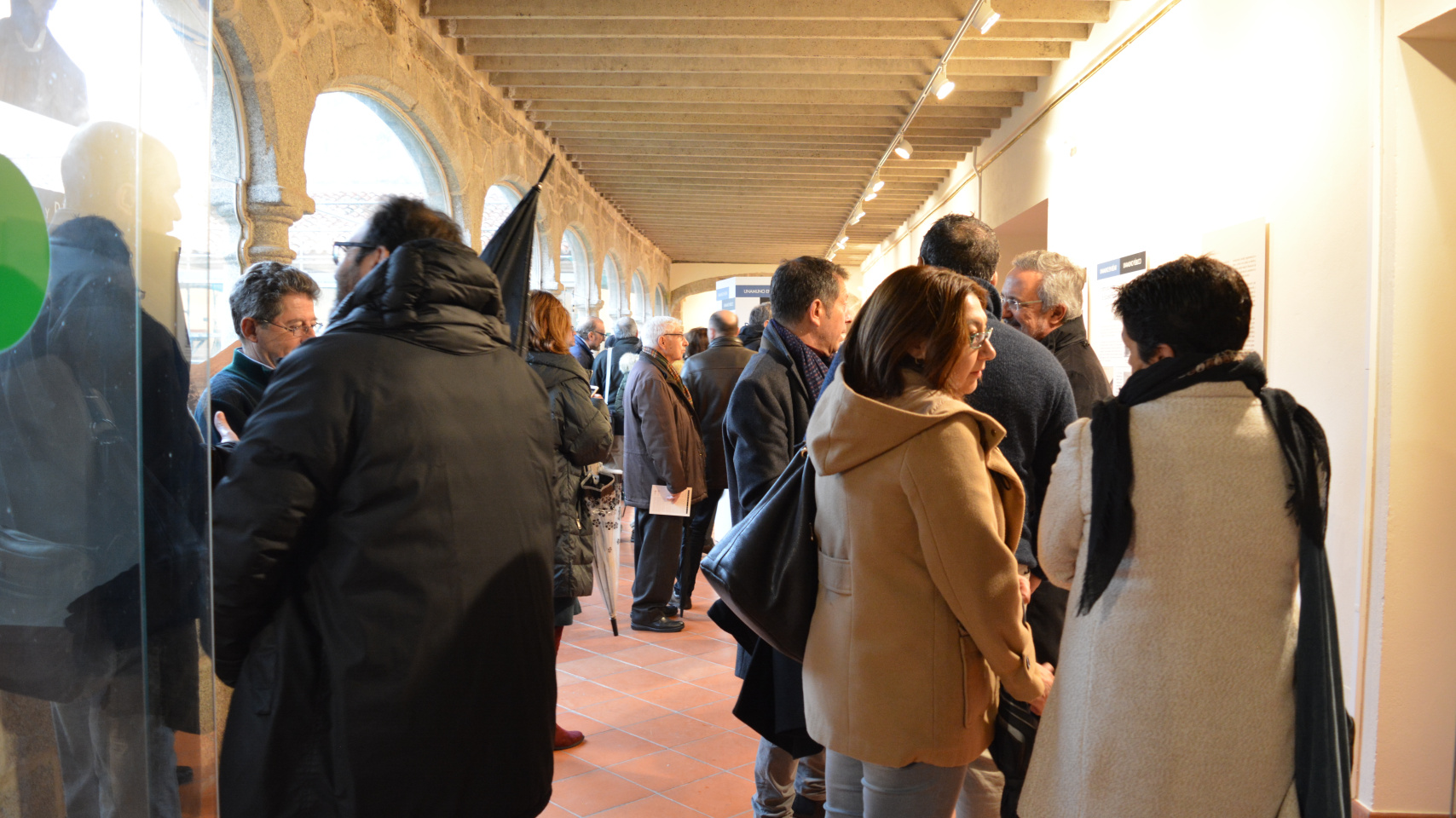 La Universidad de Salamanca y el Ayuntamiento de Béjar refuerzan la colaboración cultural con una exposición sobre Unamuno y una representación teatral