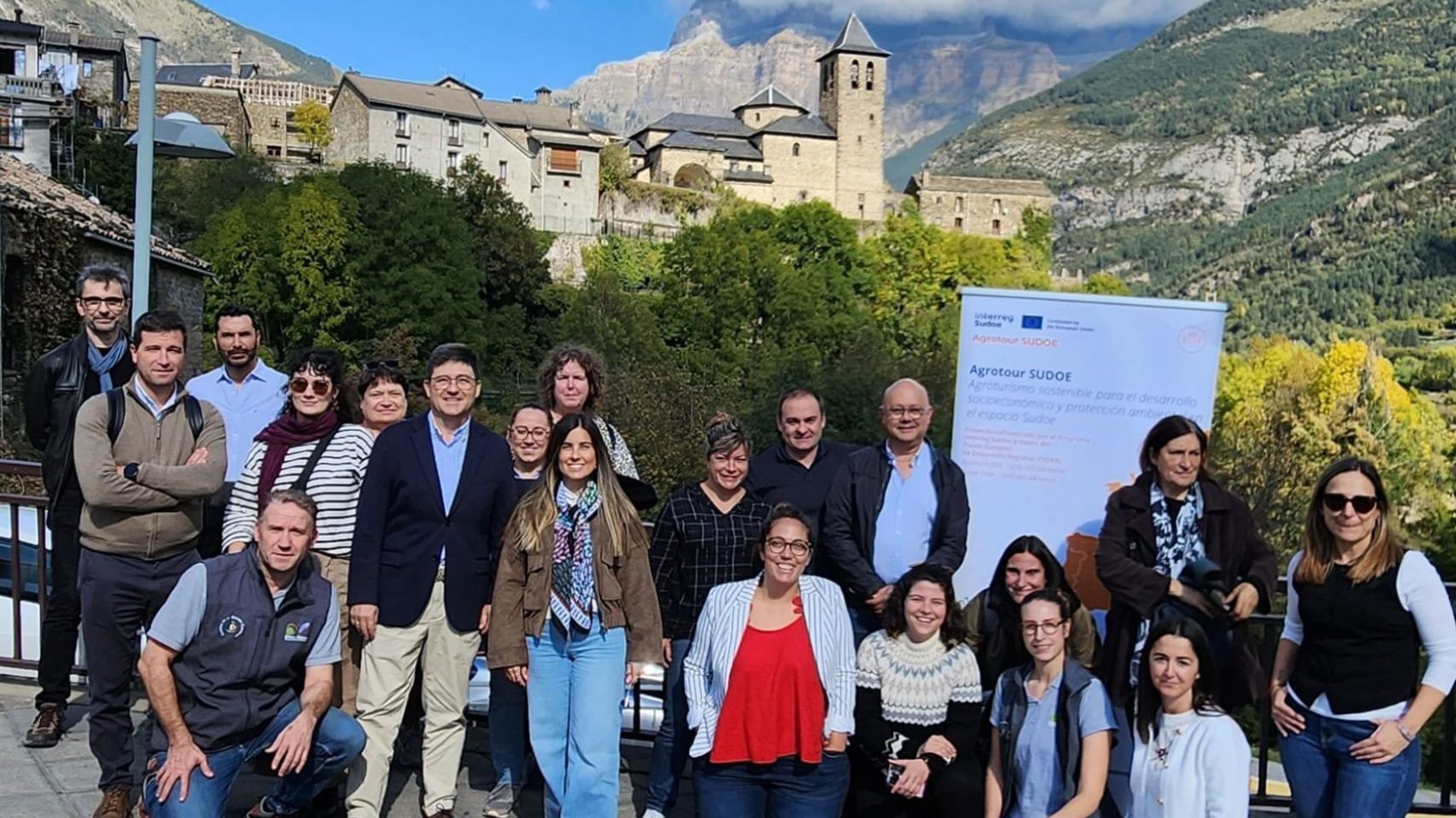 Miembros del proyecto AgroTour SUDOE en la reunión de coordinación en Torla (Huesca)