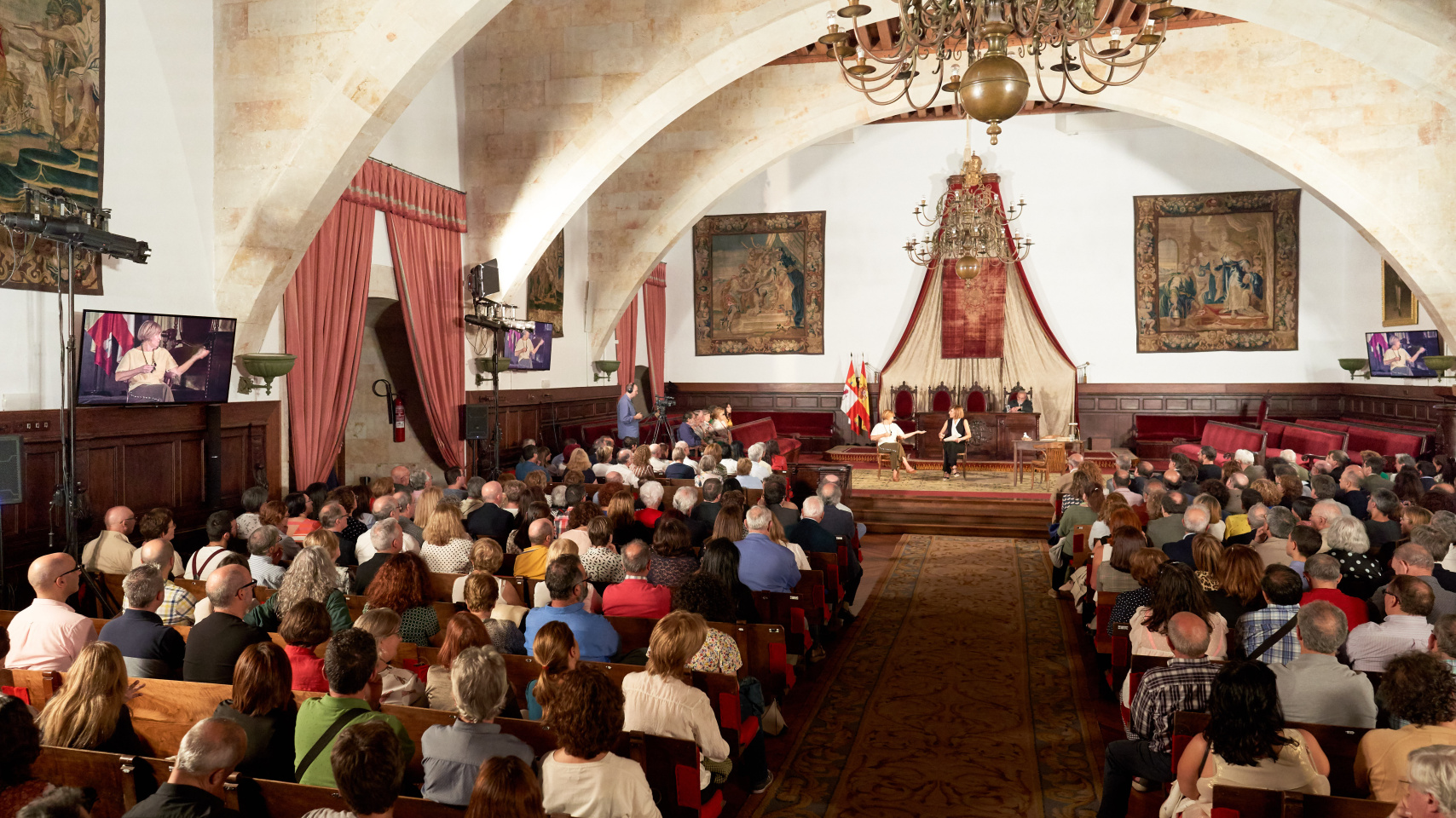 Unamuno regresa al Paraninfo en la piel de José Luis Gómez