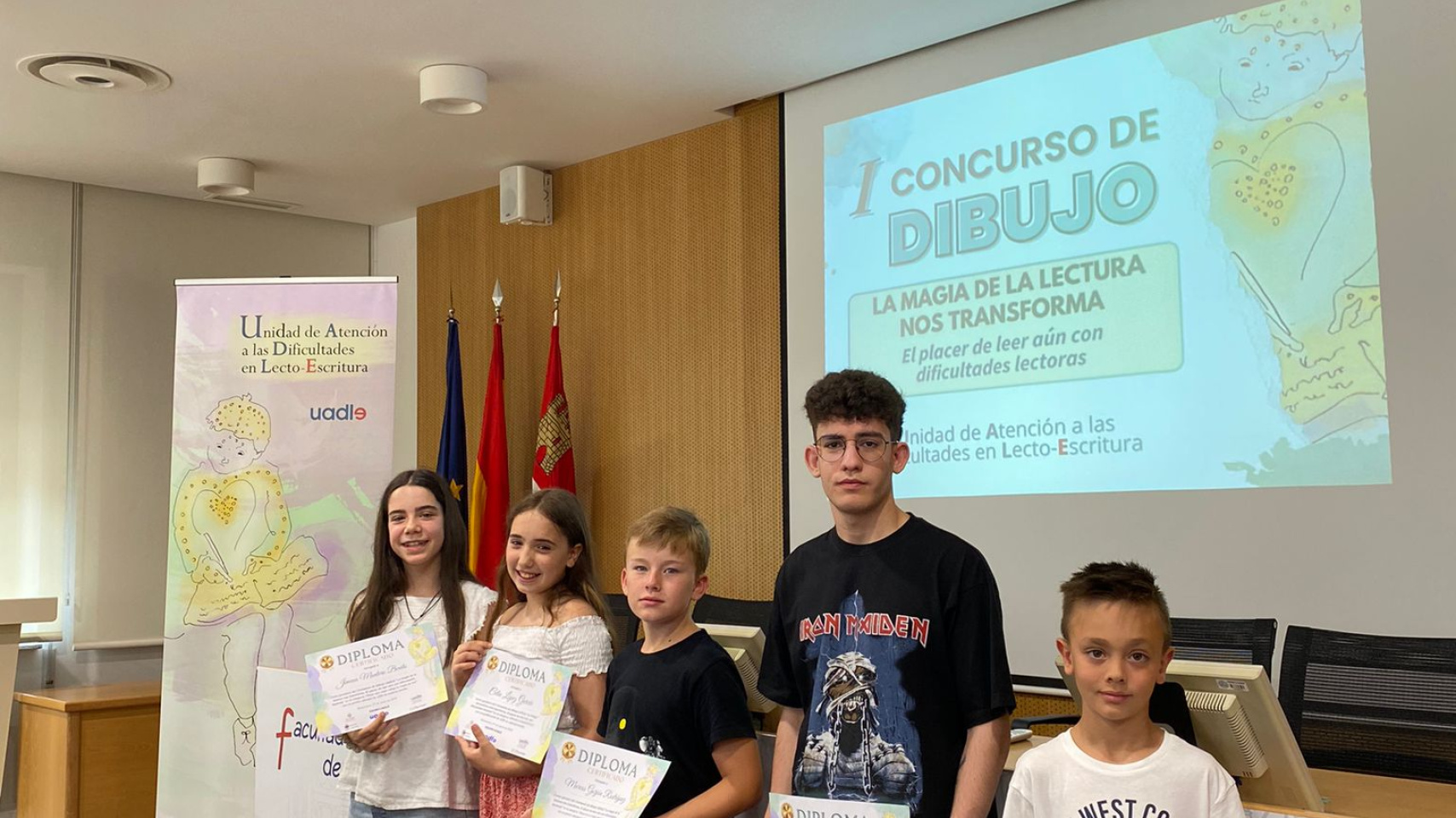 Escolares premiados en el I Certamen de dibujo UADLE