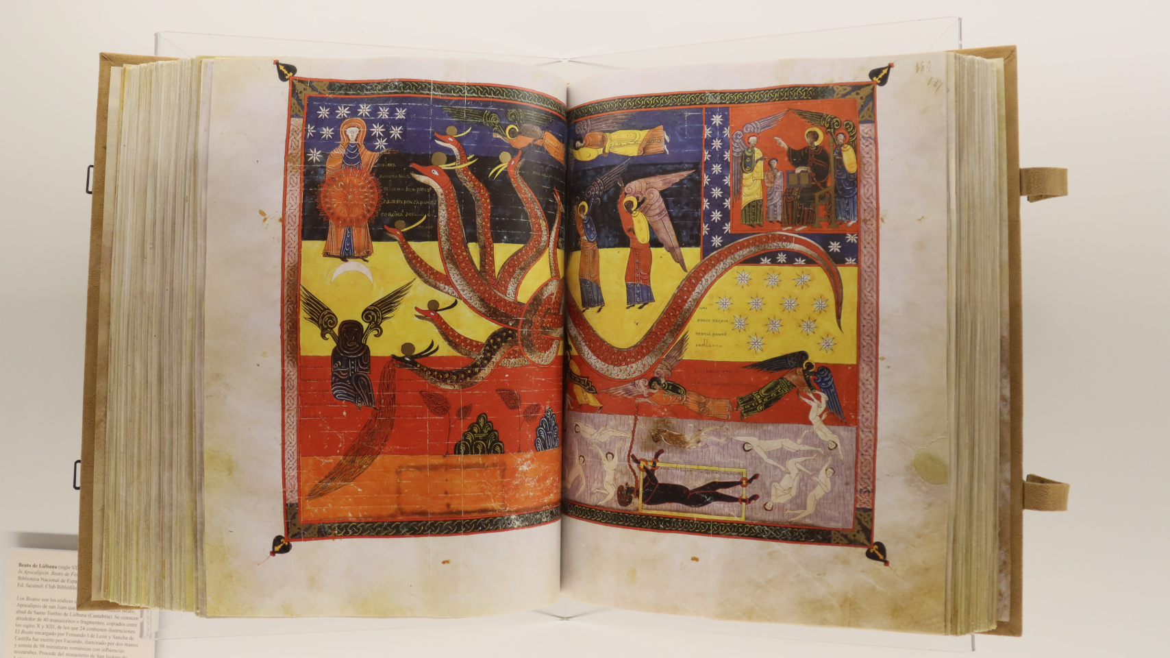 La Universidad de Salamanca ofrece un recorrido por la historia del libro medieval a través de ediciones facsimilares