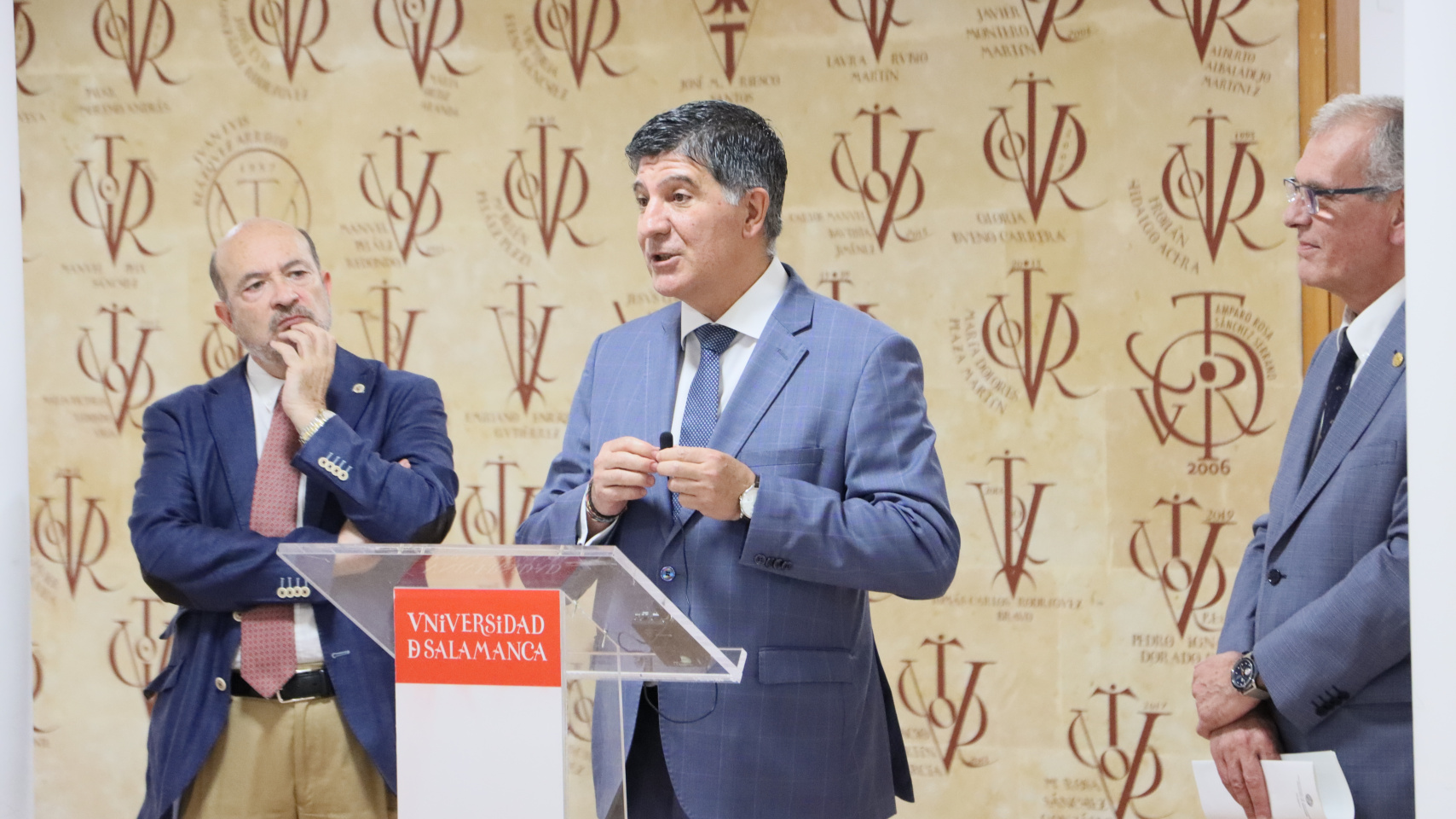 La Facultad de Medicina homenajea a cuatro de sus docentes