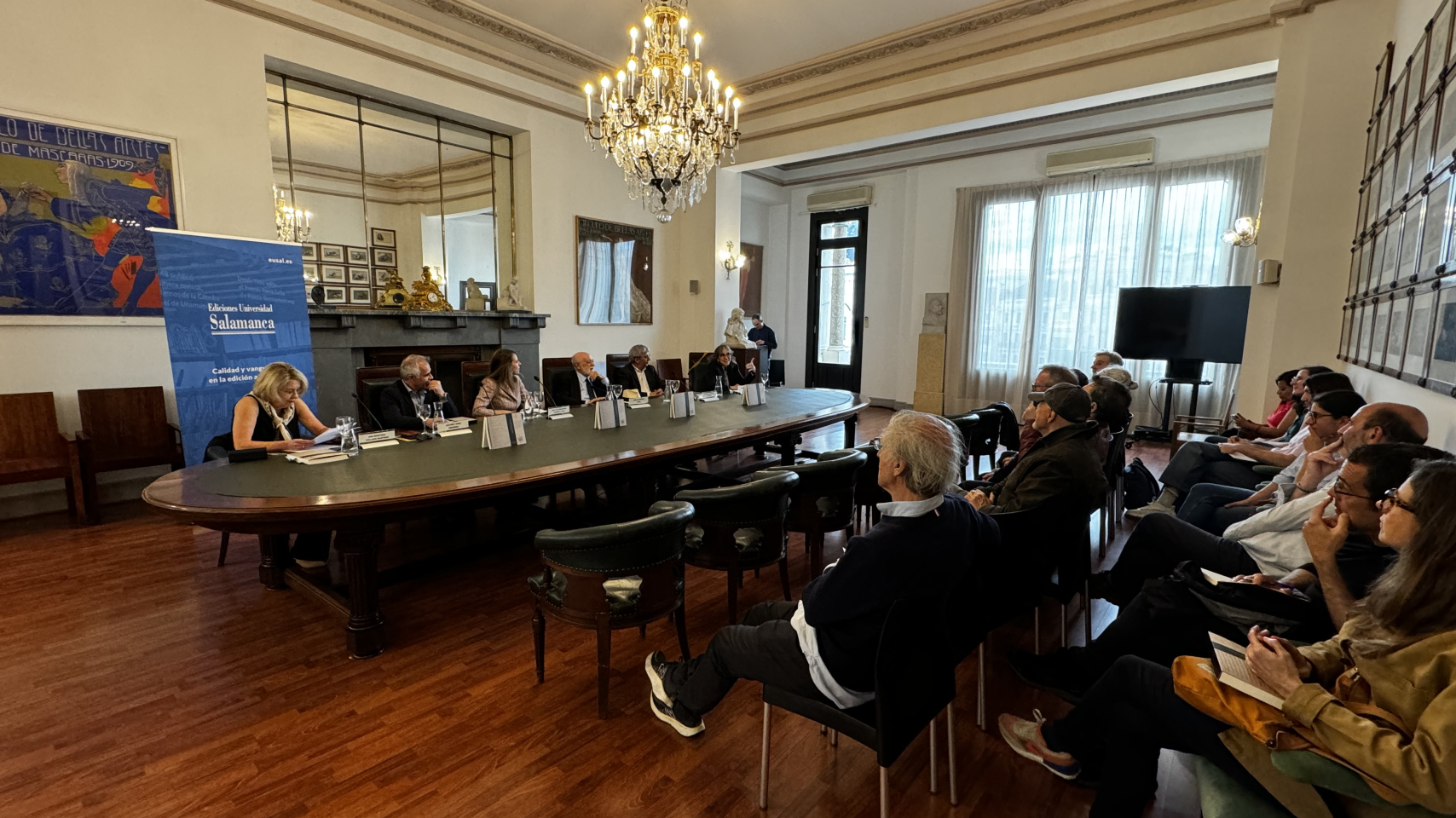 Acto de presentación del libro de Ediciones USAL ‘Fuera-deTexto’ en el Círculo de Bellas Artes de Madrid