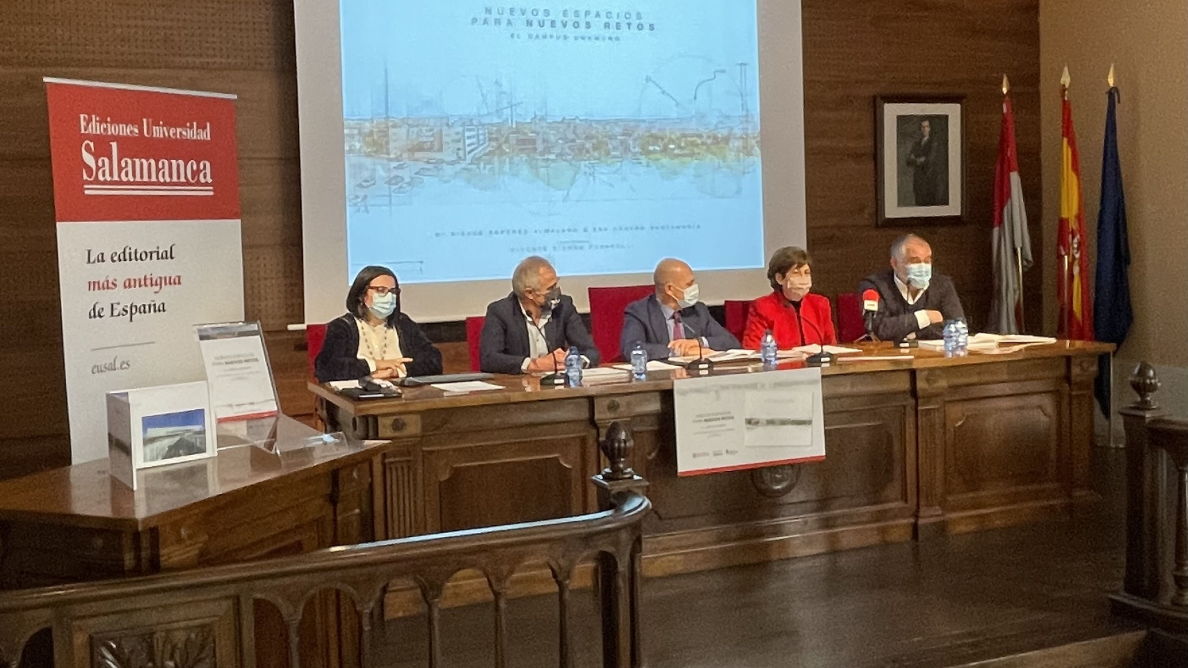 De izquierda a derecha: Ana Castro Santamaría, Jacobo Sanz, Fernando Carbajo, María Nieves Rupérez Almajano y Eduardo Dorado