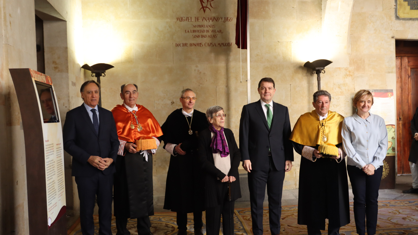 Miguel de Unamuno, rector perpetuo, regresa con honores al Claustro de la Universidad de Salamanca