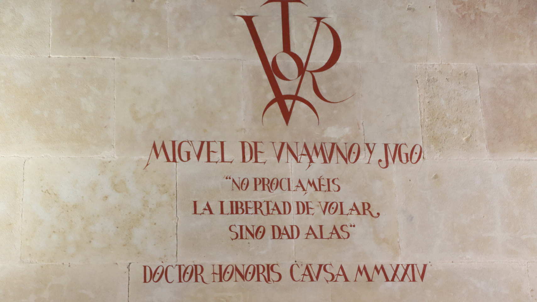 Miguel de Unamuno, rector perpetuo, regresa con honores al Claustro de la Universidad de Salamanca