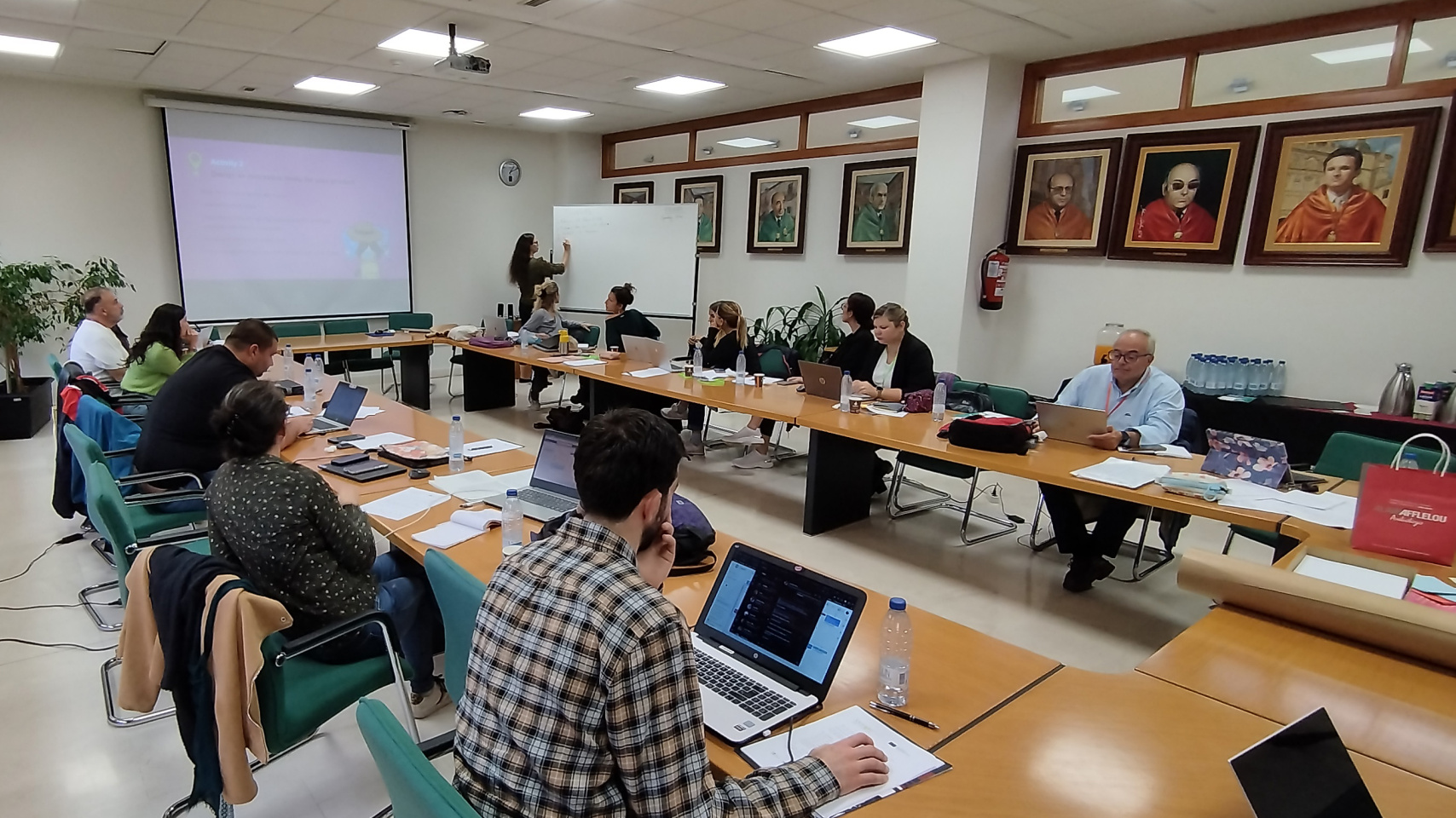 Expertos en la reunión del proyecto CultourGastronomy