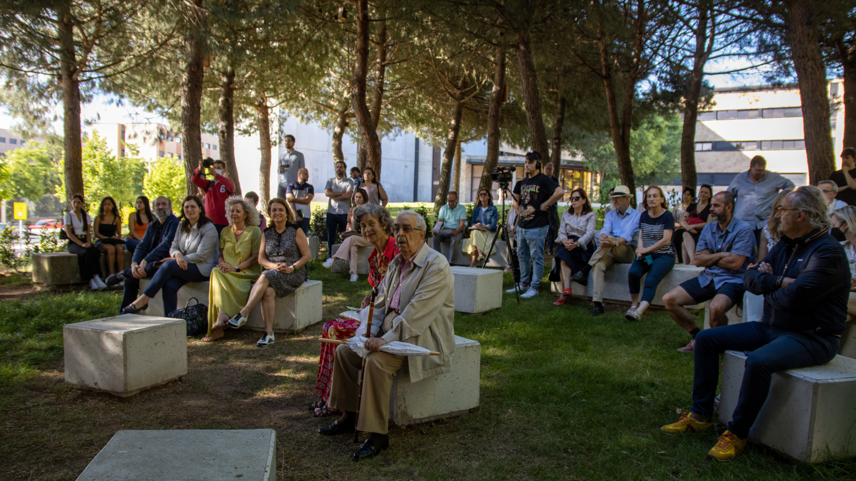 Asistentes a la inauguración de la aula ecológica