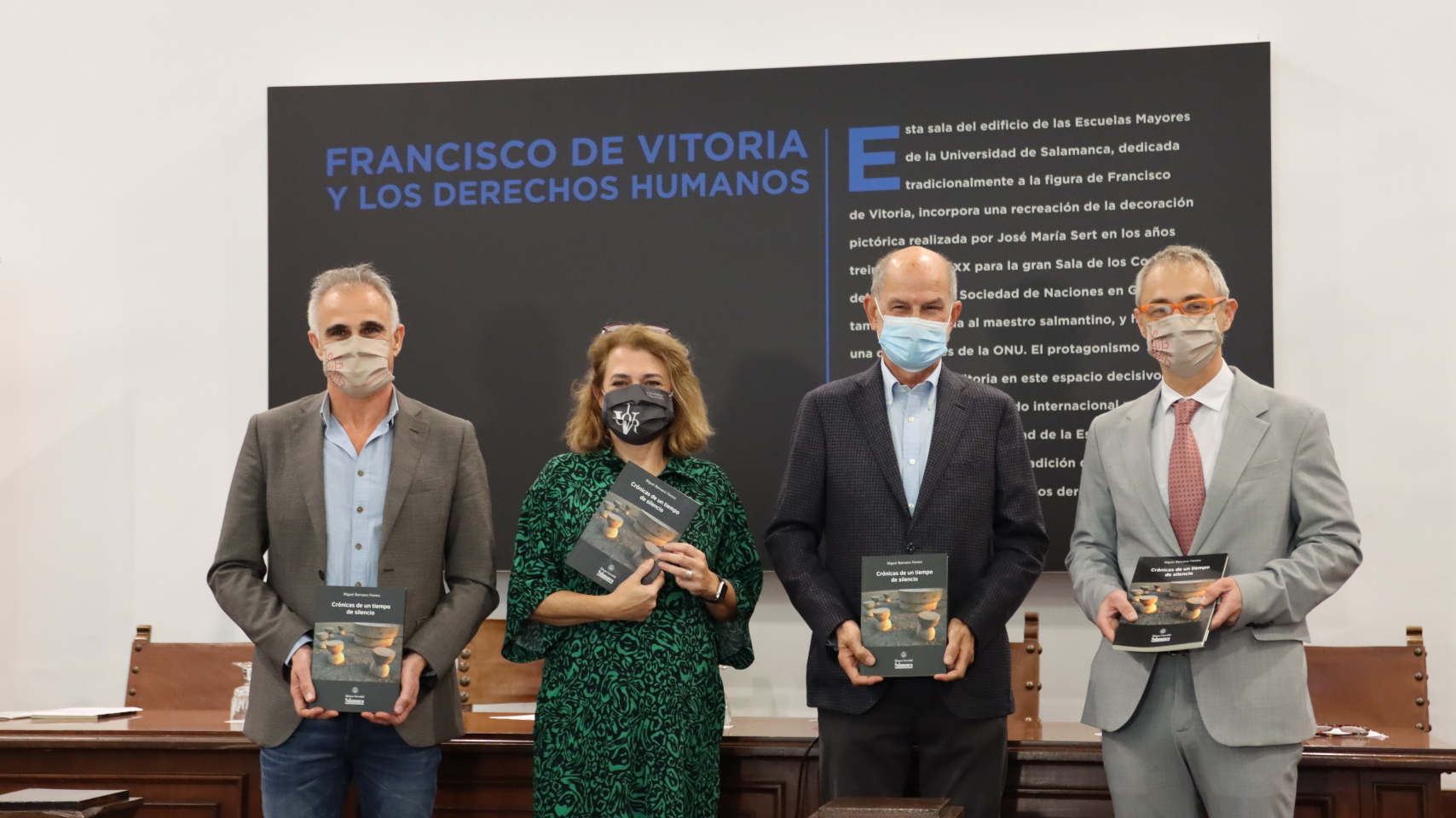 Jacobo Sanz Hermida, Ana Martín Suárez, Miguel Barrueco Ferrero y Ricardo Rivero en la presentación del libro
