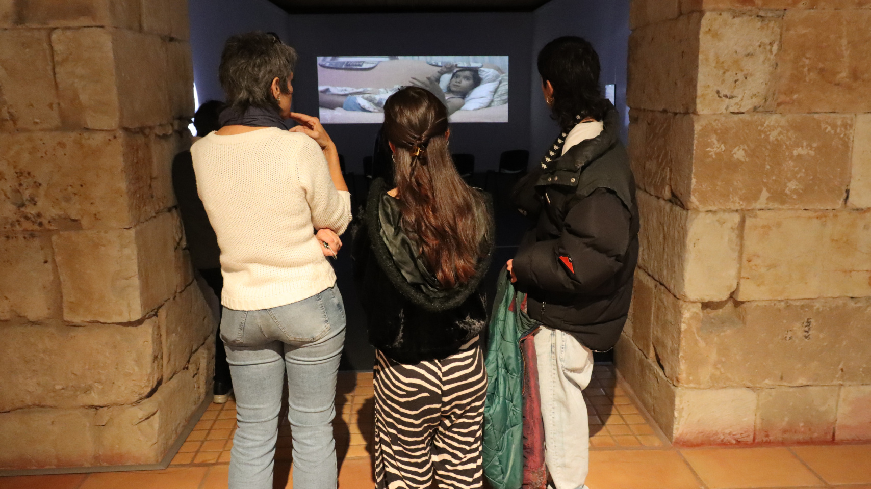 Andrea Fernández Hermida, graduada en Bellas Artes por la USAL  y estudiante del Máster en Producción y Prácticas Artísticas