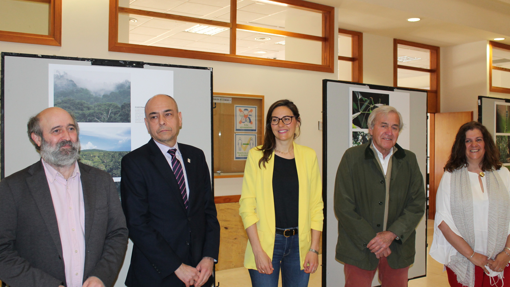 El Campus Unamuno acoge la exposición fotográfica ‘La luz en los ecosistemas forestales amazónicos’