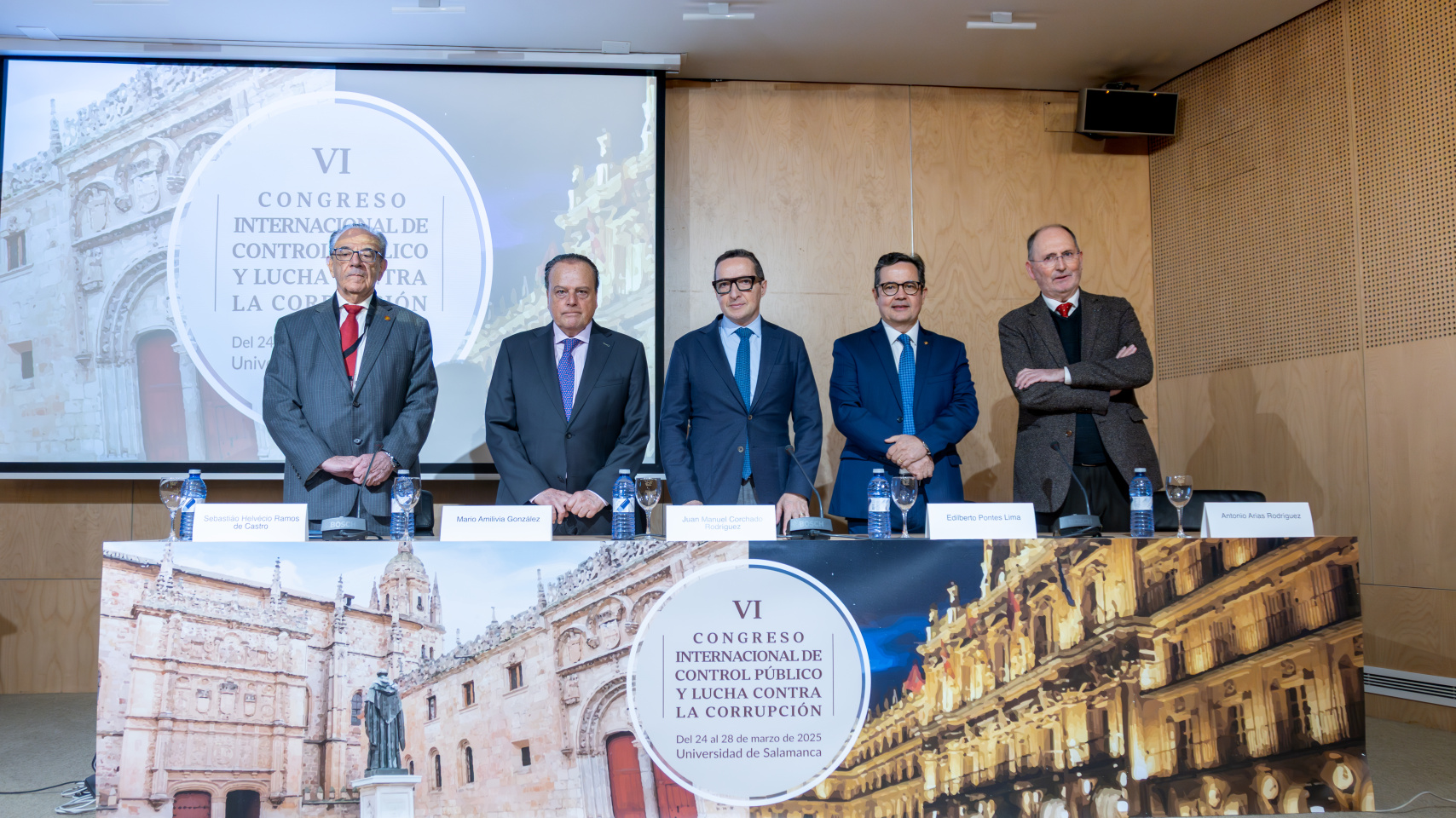 Inauguración del congreso. De izq. a dcha.: Sebastião Helvécio Ramos de Castro, Mario Amilivia González, Juan Manuel Corchado, Edilberto Pontes Lima, y Antonio Arias Rodríguez.