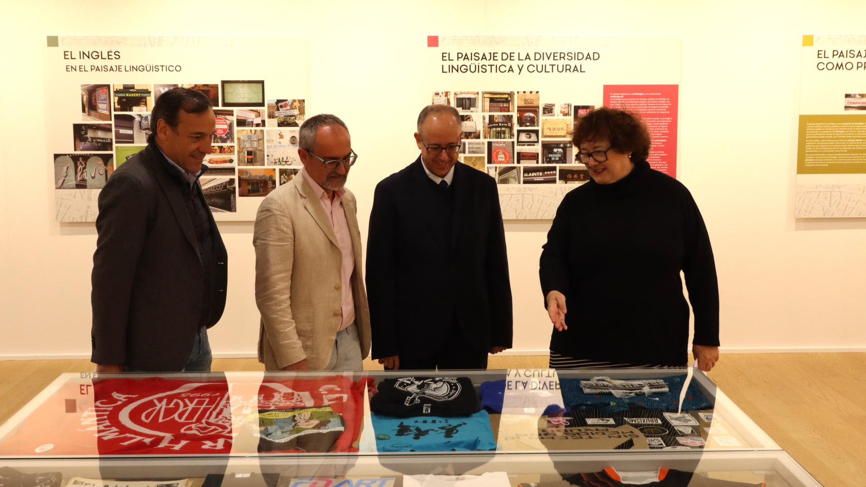 Inauguración de la  exposición "el paisaje lingüístico" en el CIE de la Universidad de Salamanca