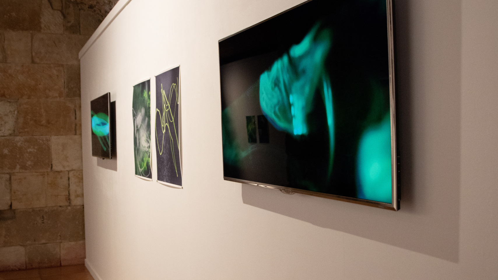 Exposición audiovisual ‘Not an oscilloscope (nor a lissajous)’