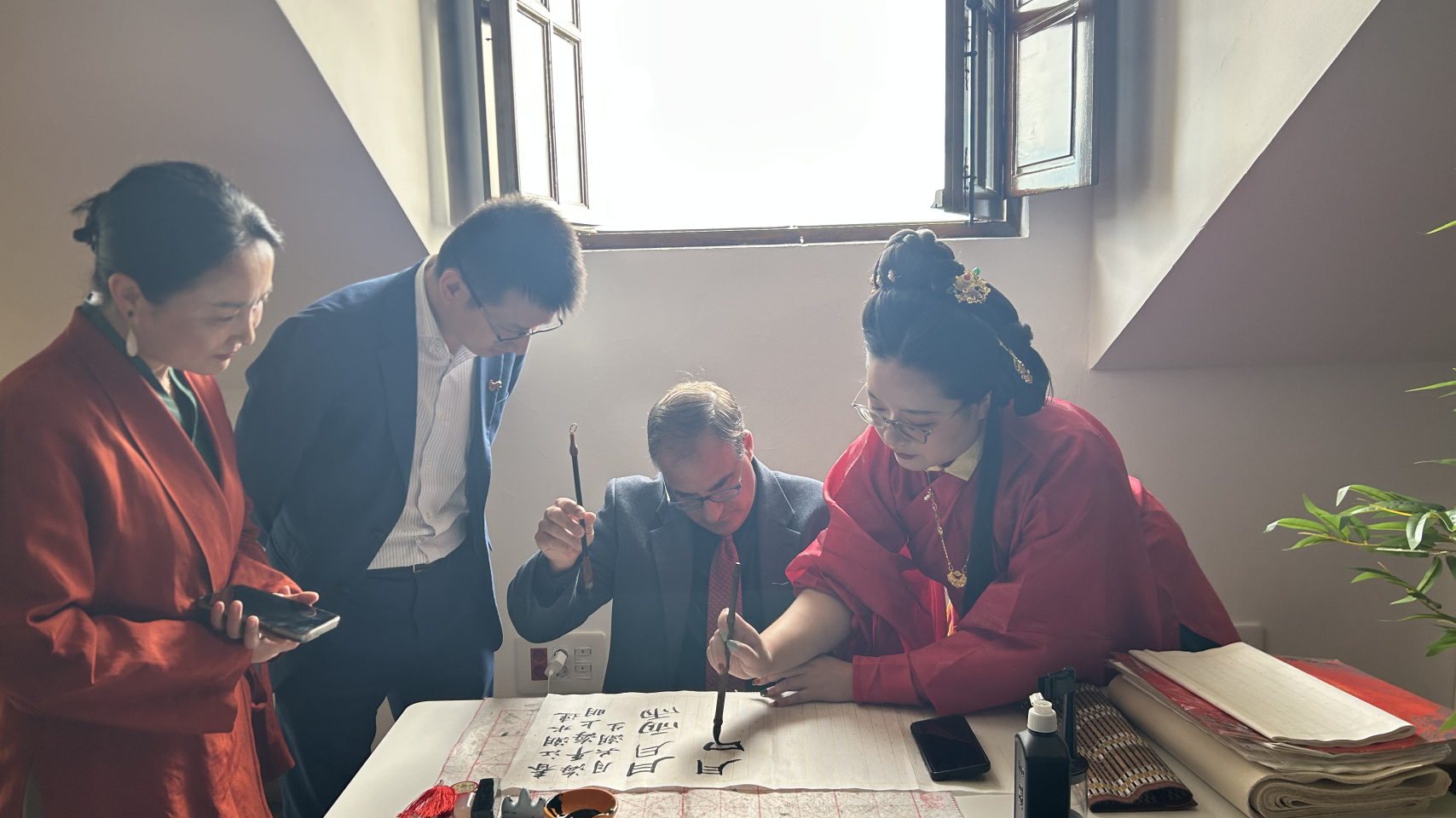 El Instituto Confucio de la Universidad de Salamanca inaugura un espacio cultural en la Fonda Veracruz