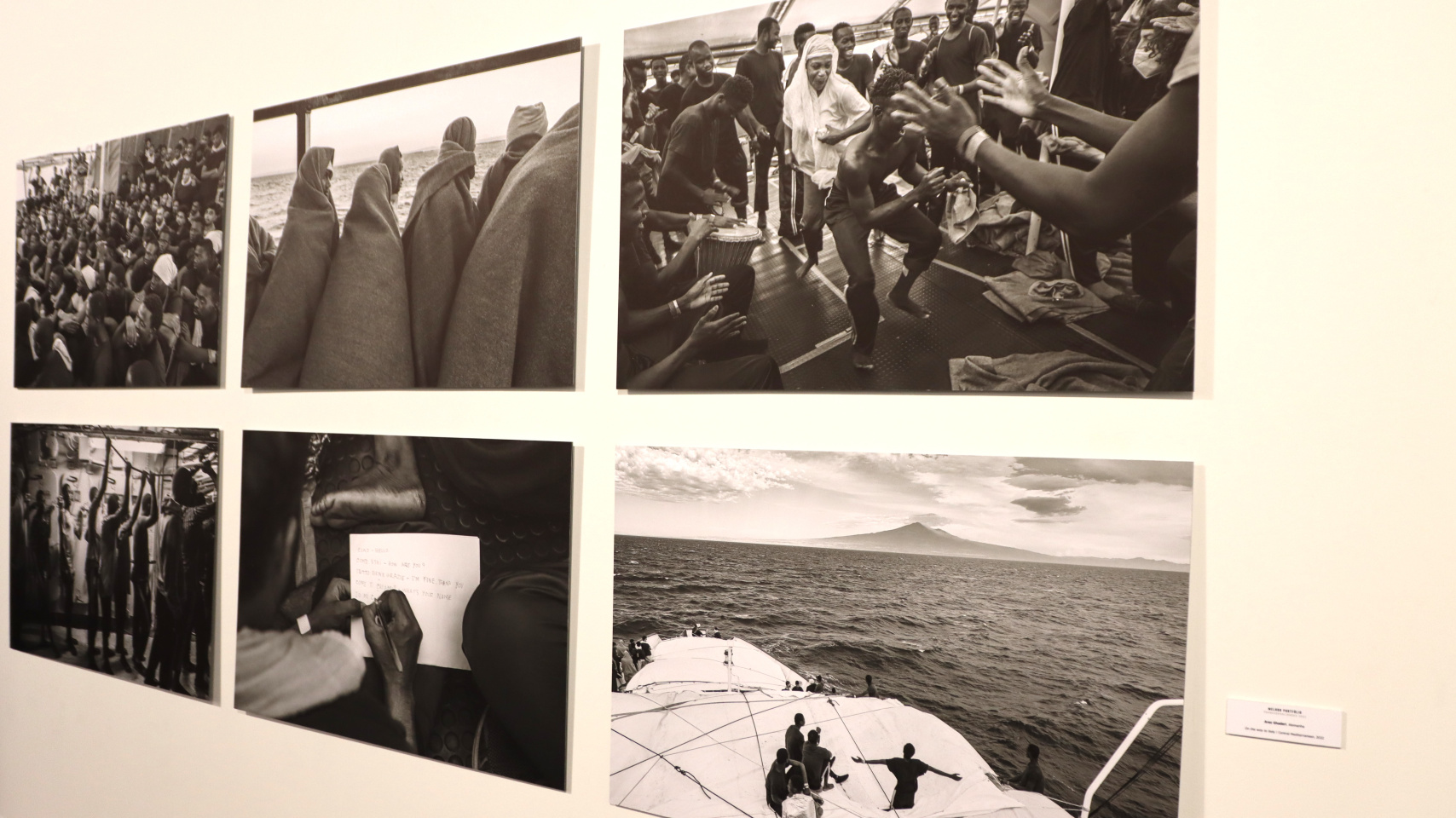 Exposición de las obras ganadoras de la duodécima edición del concurso anual de fotografía “Transversalidades. Fotografía sin fronteras”