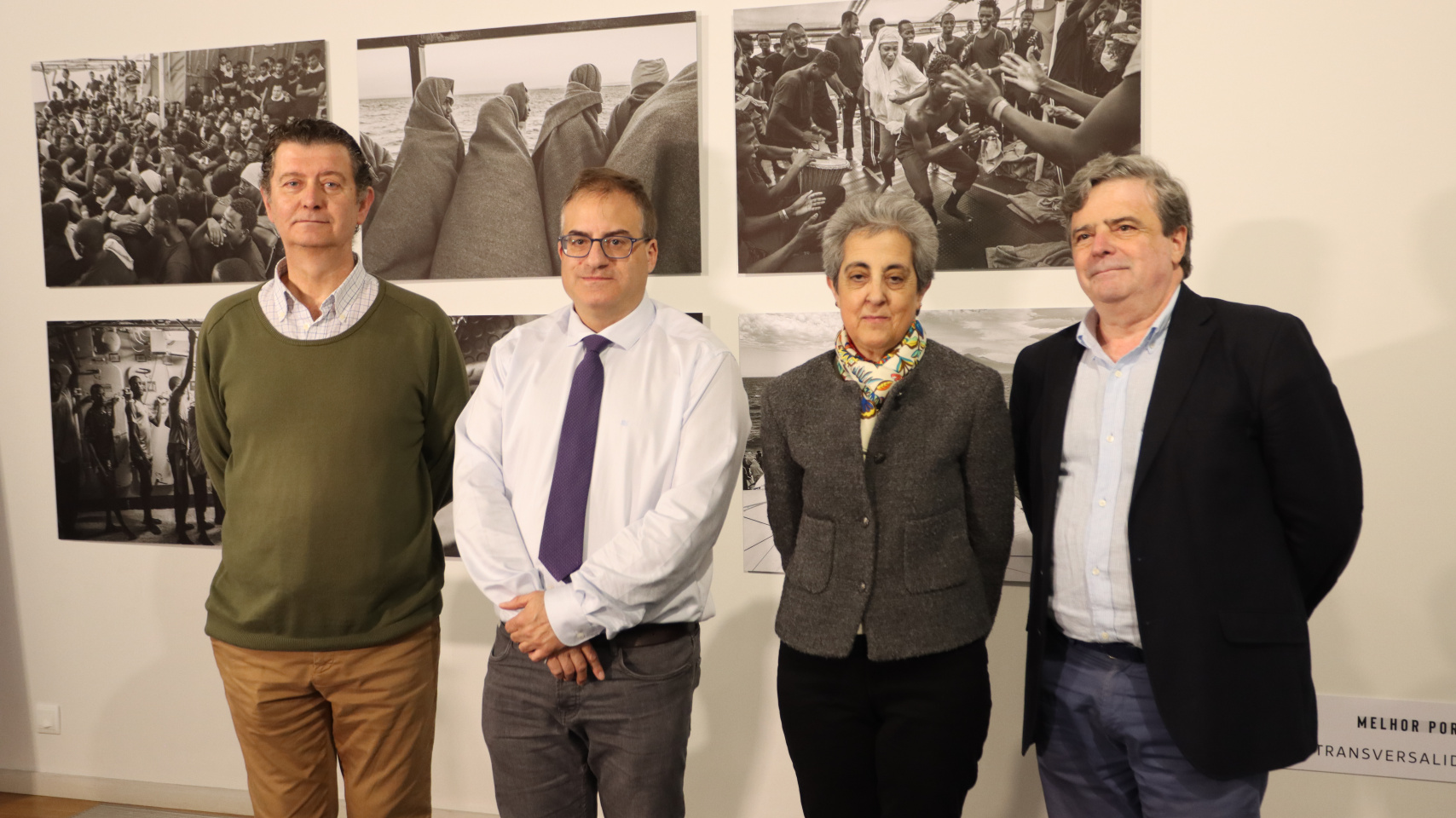Alberto Bescós, director del Museo de Salamanca; Raúl Sánchez Prieto, vicerrector de relaciones internacionales de la USAL; Adolfo Domínguez, jefe del servicio territorial de cultura de la Junta de Castilla y León en Salamanca  y Mª Isabel Martín Jiménez, profesora de la Facultad de Geografía e Historia de la  USAL  y miembro del Centro de Estudios Ibéricos.
