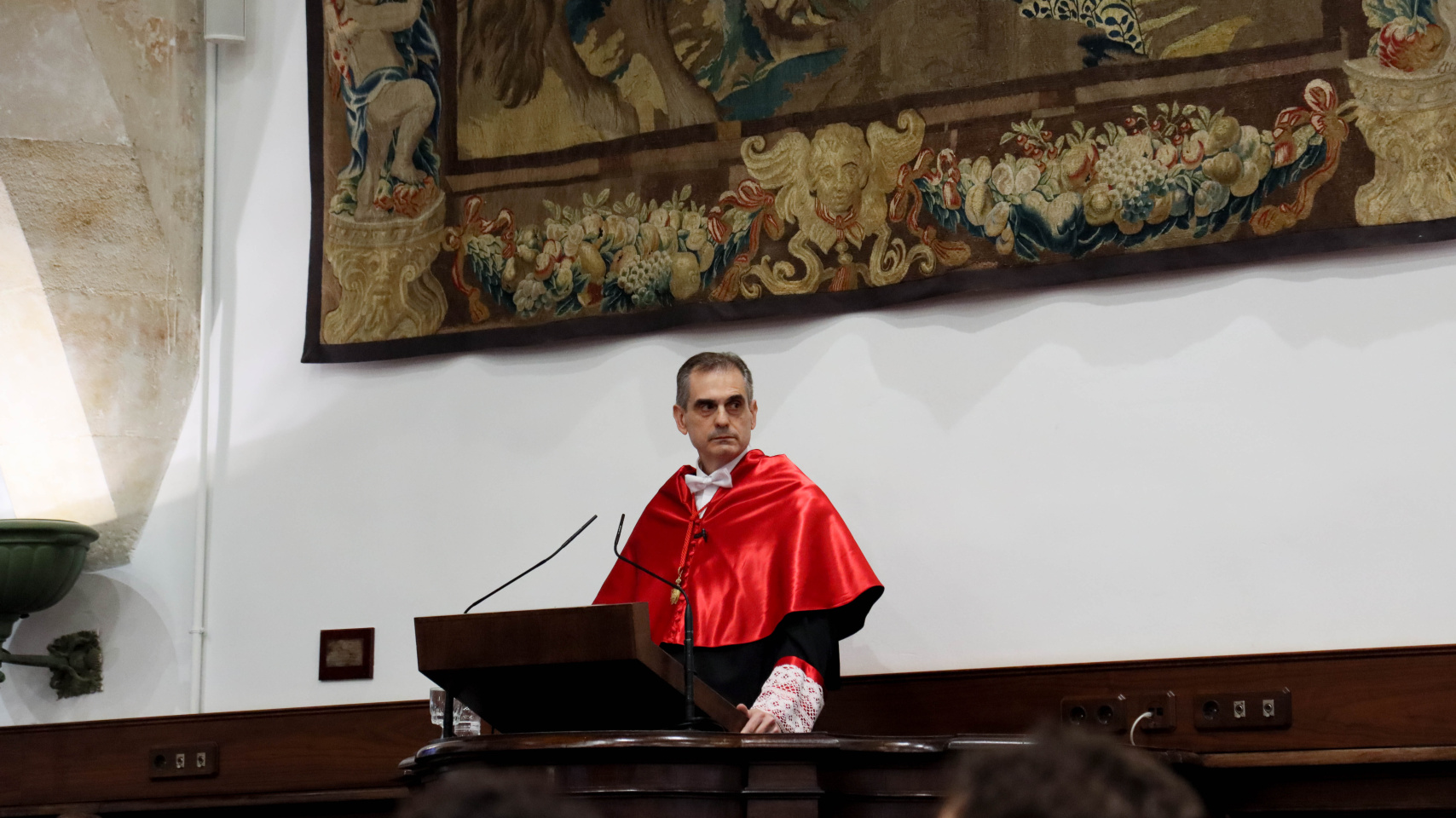 El padrino de Araceli Mangas, Luis Norberto González durante su laudatio