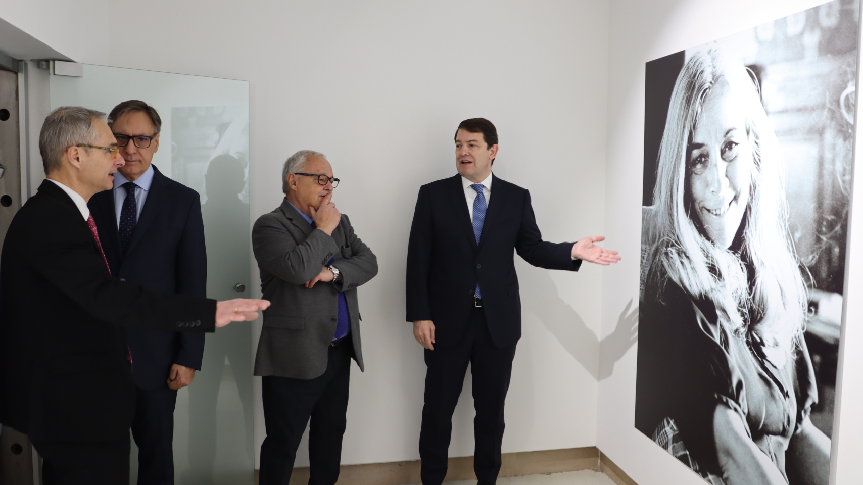 Acto de recepción de la documentación en el Centro Internacional del Español (CIEUSAL)