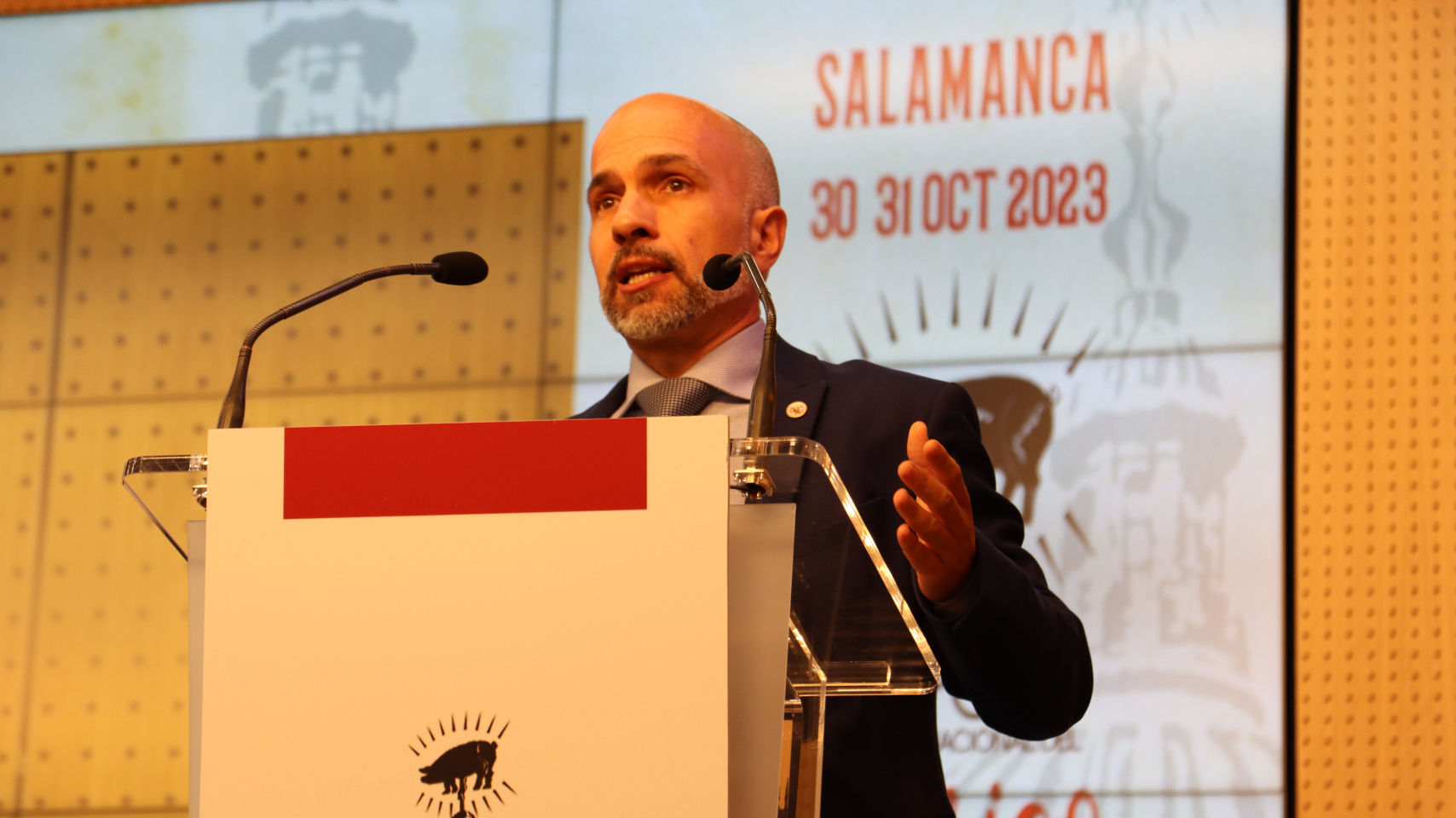 El vicerrector de Economía, Javier González Benito en el IV Foro Internacional del Ibérico