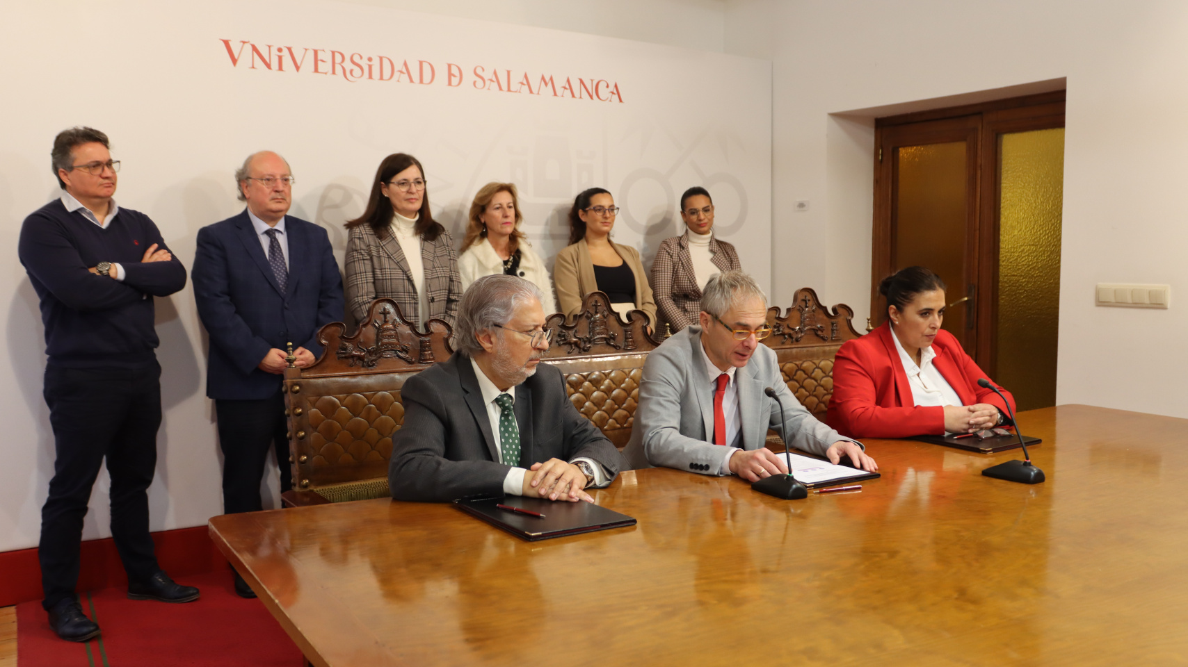 Acto de firma del convenio USAL con Fundación Instituto de Cultura Gitana y Asociación Unión y Progreso Mujer Romaní