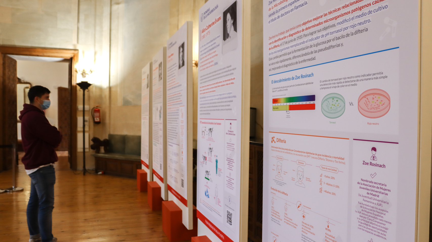 Replica en el Aula Lucía de Medrano del Edificio Histórico de Salamanca